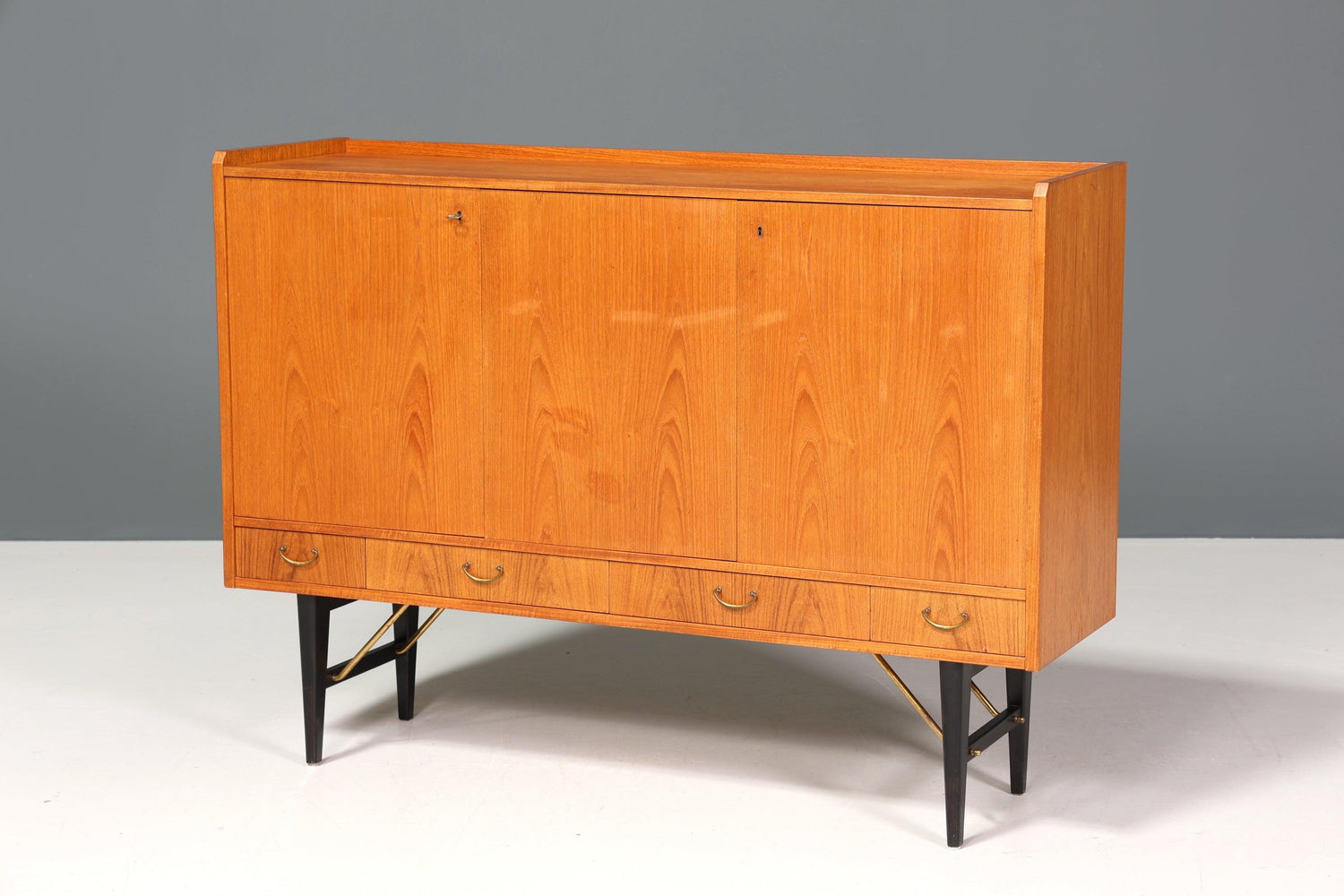 Stilvolles Mid Century Highboard echt Holz Schrank Retro Sideboard Regal Kommode