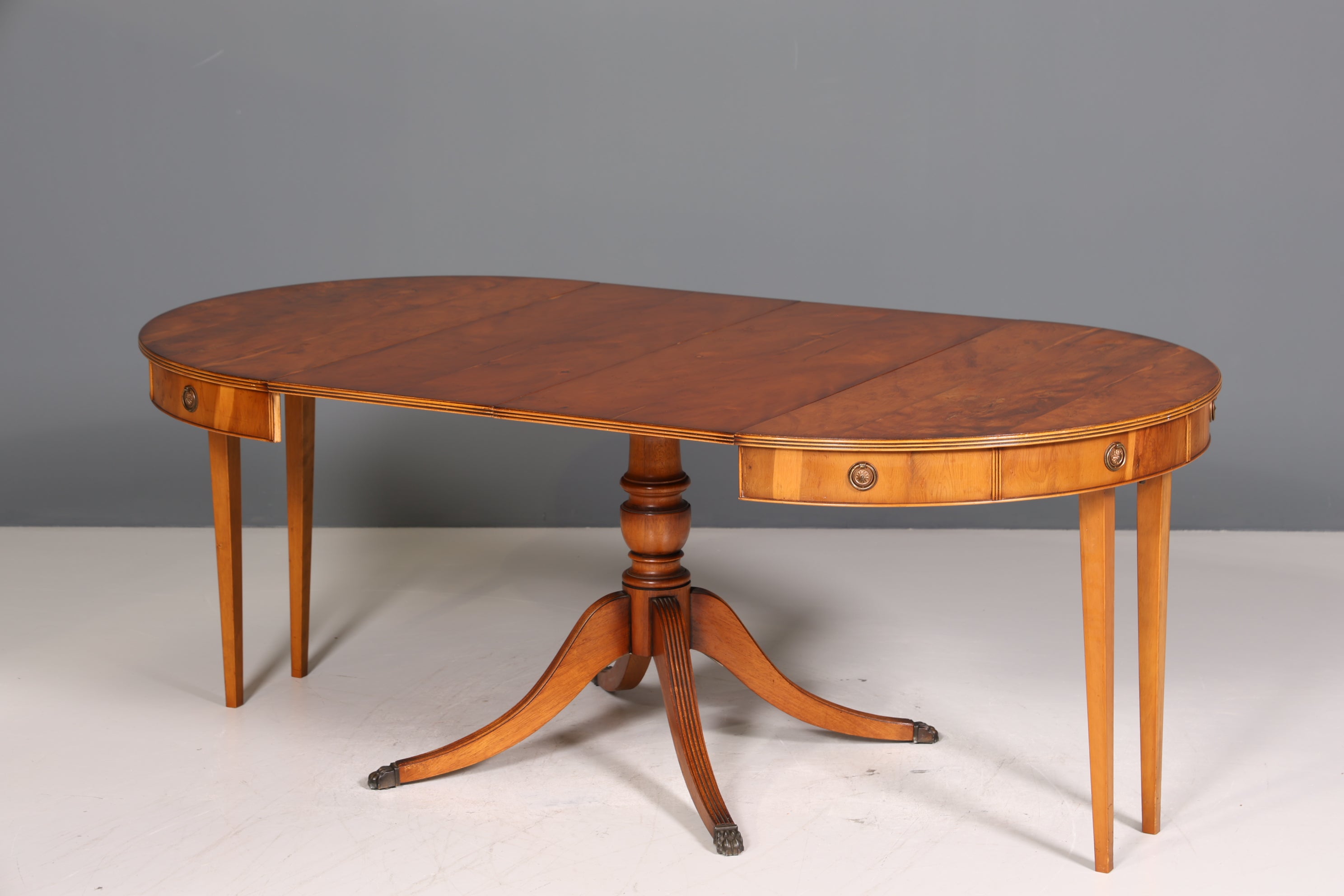 Dreamy English table extendable dining table antique style 60s kitchen table yew