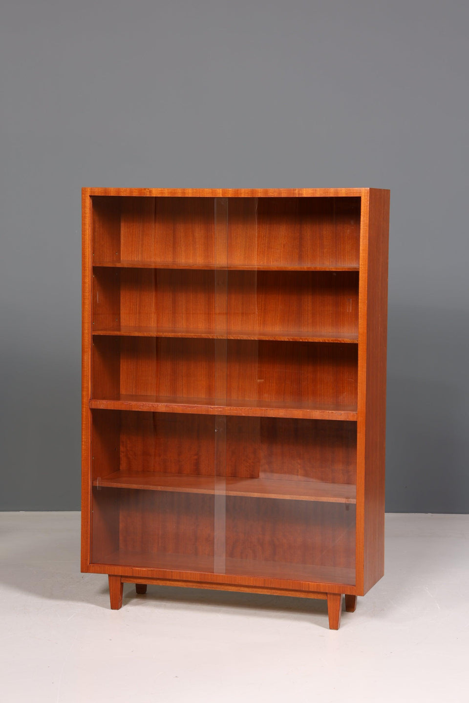 Beautiful Mid Century Display Cabinet Retro Shelf Vintage Bookcase Cabinet 1 of 2