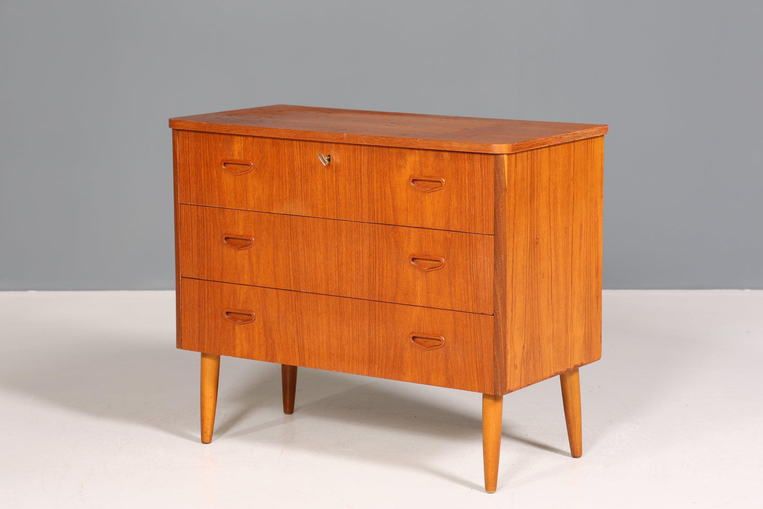 Beautiful chest of drawers &quot;Made in Denmark&quot; teak wood sideboard laundry chest of drawers made of real wood