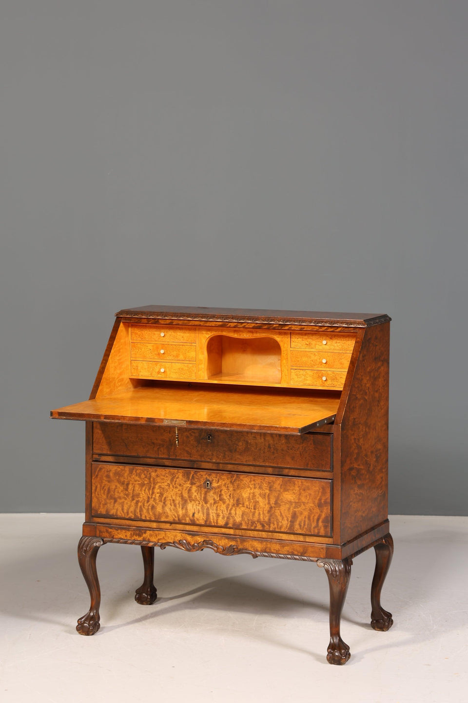 Beautiful secretary Chippendale style antique around 1940 office chest of drawers writing chest