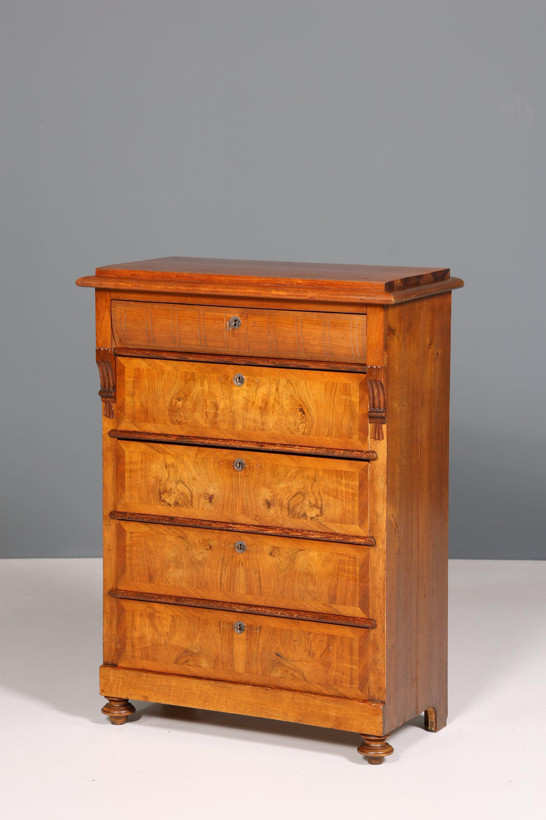 Beautiful Wilhelminian style Vertiko walnut highboard Louis Philippe chest of drawers around 1880