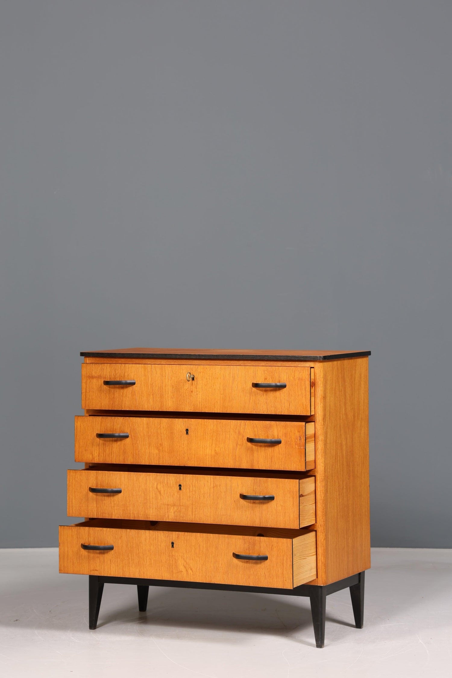 Beautiful Mid Century Chest of Drawers Teak Wood Sideboard Vintage Chest of Drawers