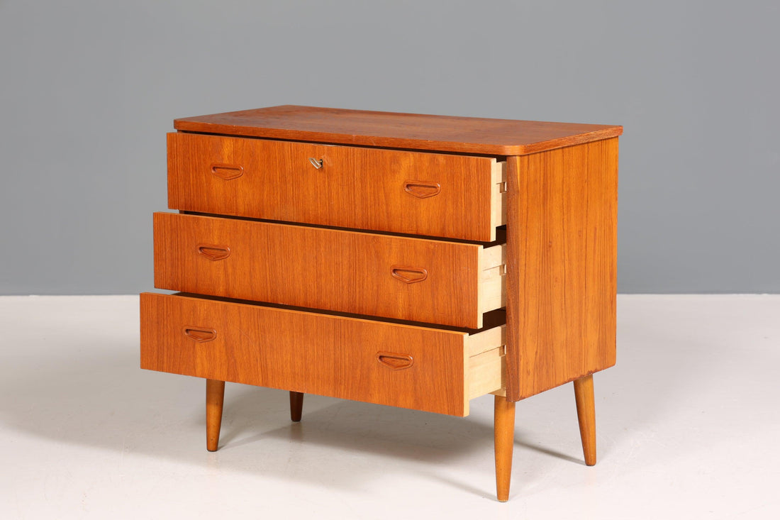 Beautiful chest of drawers &quot;Made in Denmark&quot; teak wood sideboard laundry chest of drawers made of real wood