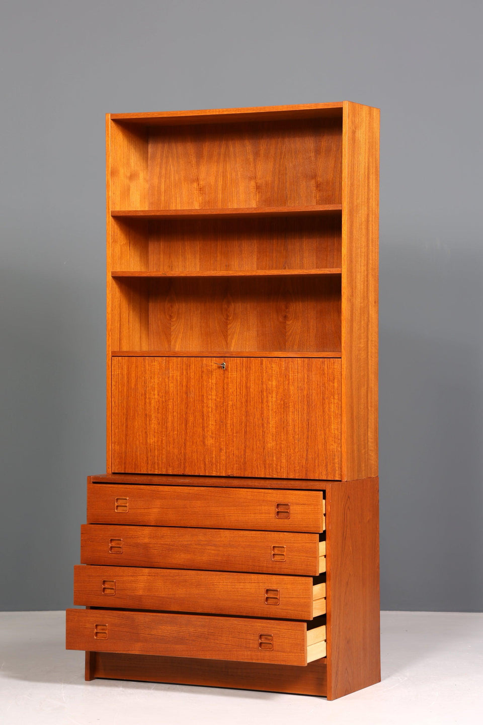 Wunderschönes Mid Century Regal Danish Design Teak Holz Schrank Sekretär 60er Jahre Kommode