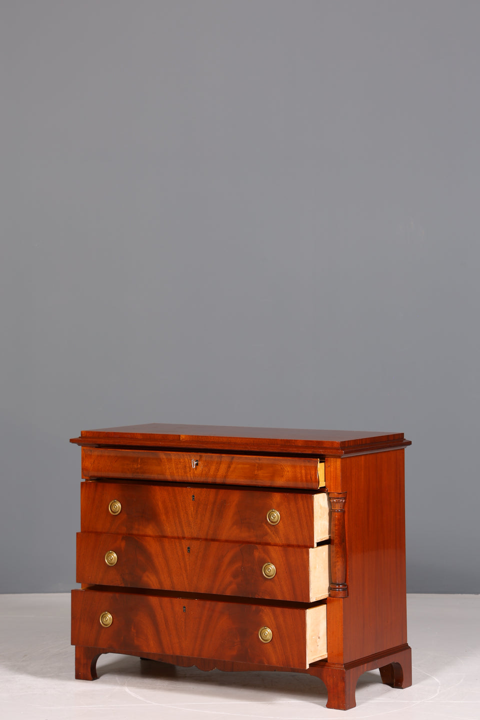 Edle Biedermeier Stil Kommode um 1940 Englisch Antik Mahagoni Sideboard Schubladen Kommode