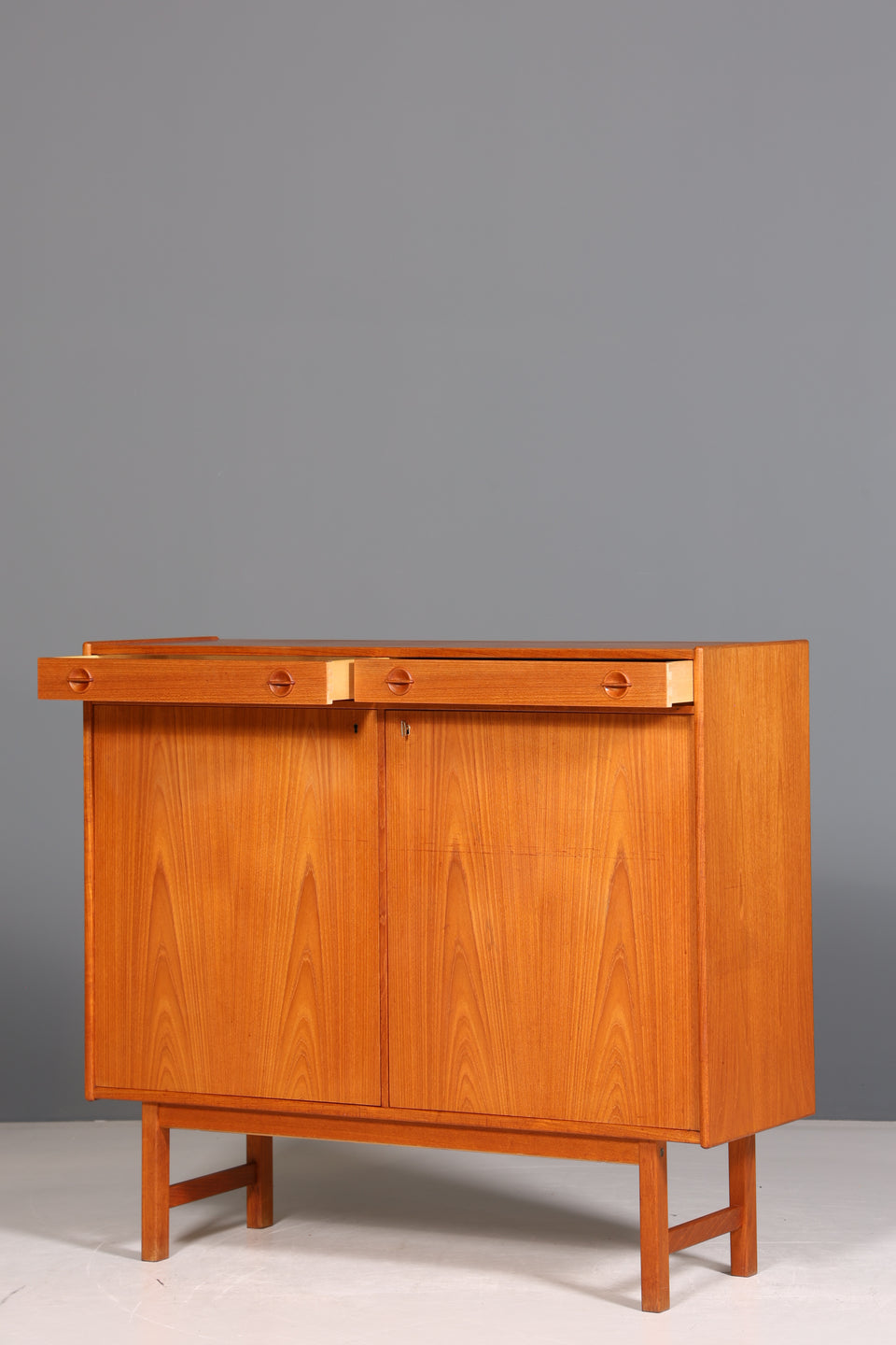 Wunderschöner Mid Century Schrank "Ulferts- Made in Sweden" Teak Holz Vertiko Retro Kommode Vintage Highboard 60er Jahre