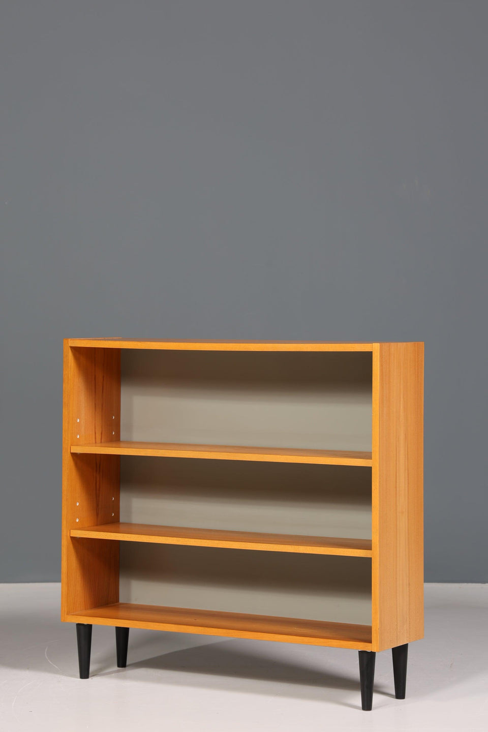 Beautiful original Hellerau shelf Mid Century bookcase Bruno Knoblauch 605 Bauhaus retro book shelf