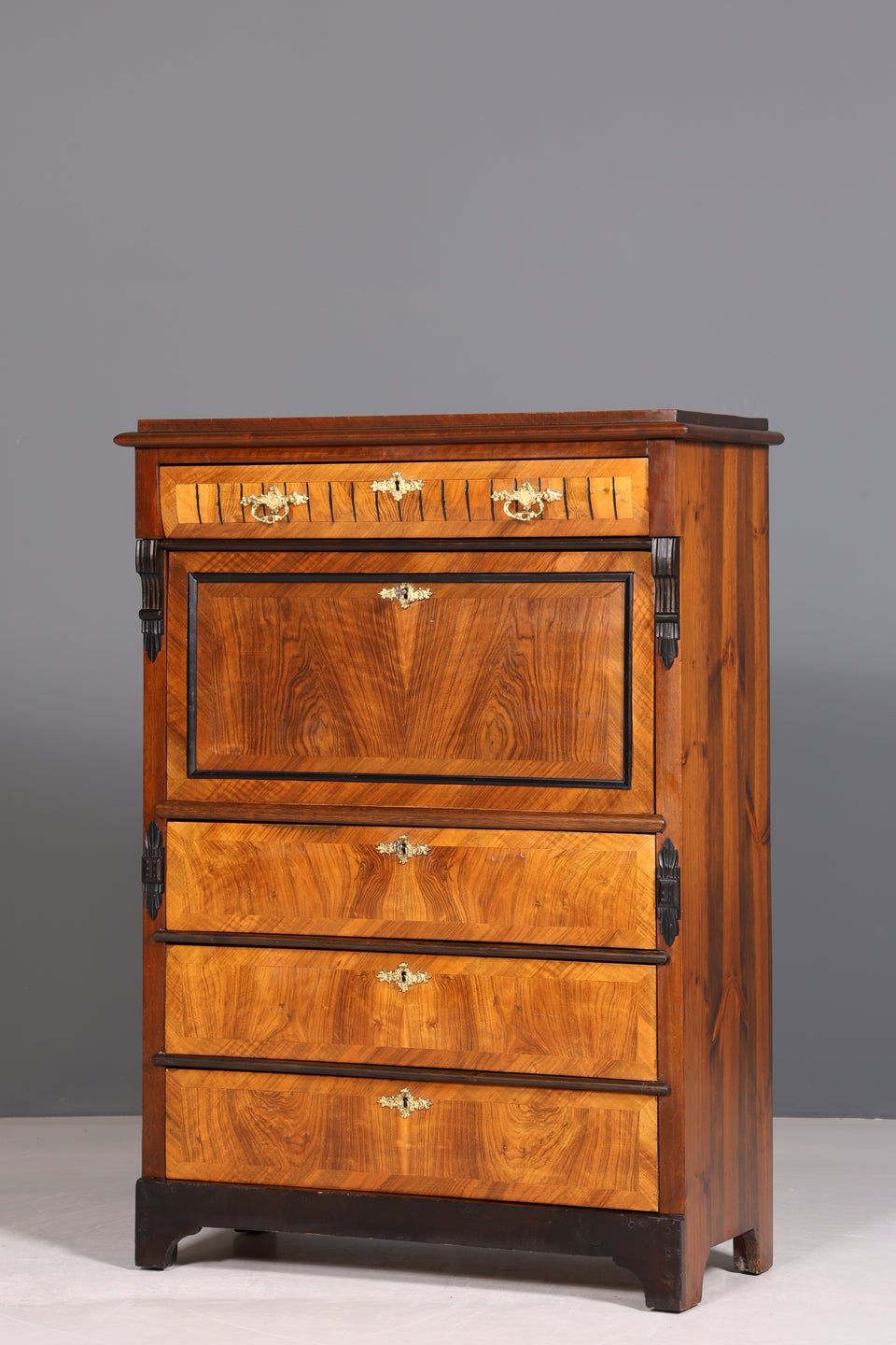 Edler Gründerzeit Sekretär Vertiko Nussbaum Jugendstil Highboard Louis Philippe Kommode um 1880