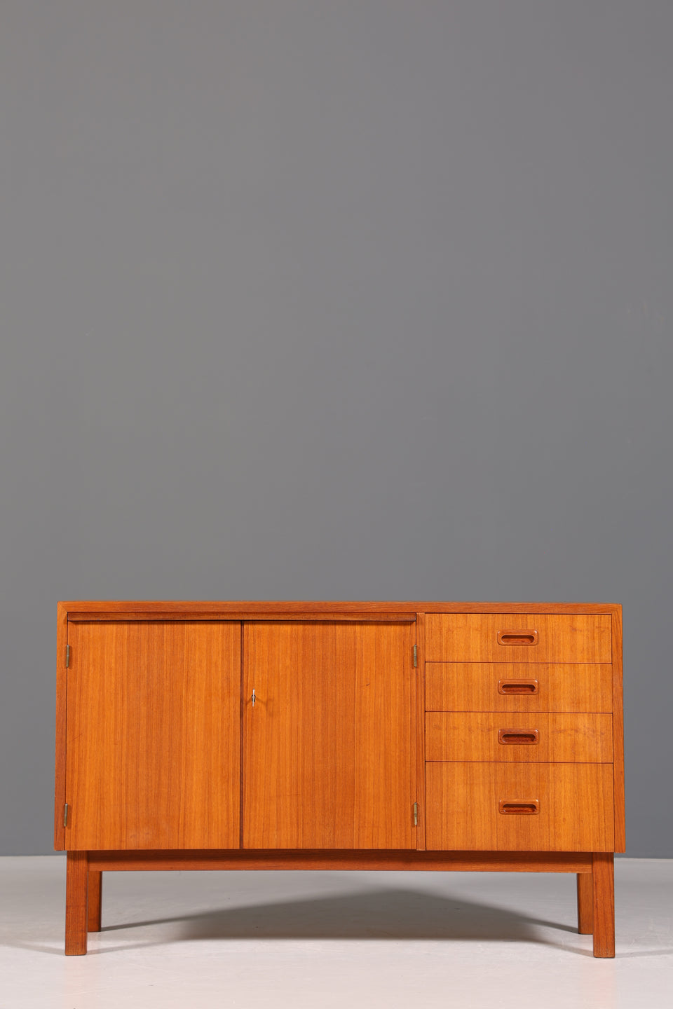 Traumhaftes Mid Century Sideboard Teak Holz Schrank Vintage Danish Design Kommode