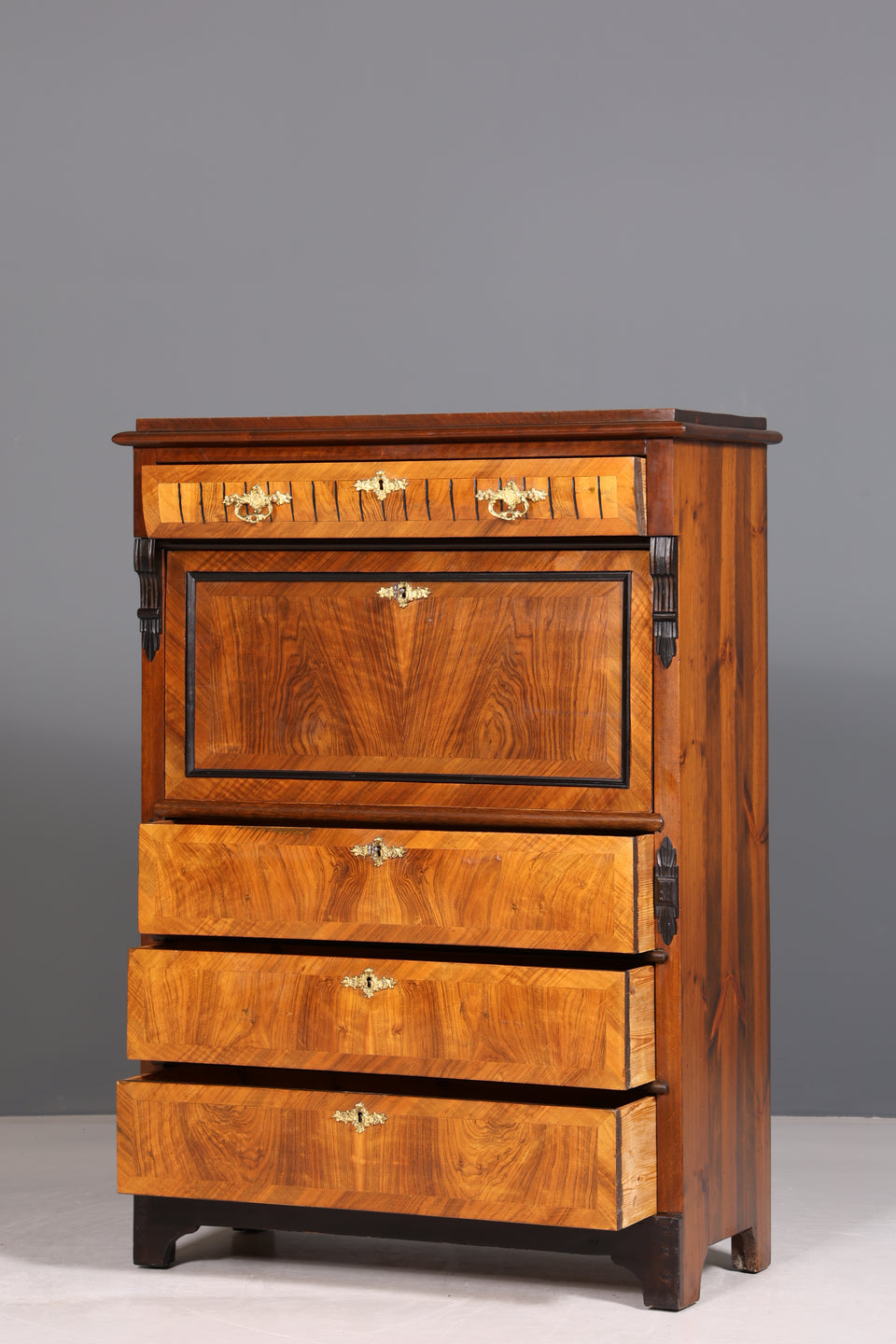 Edler Gründerzeit Sekretär Vertiko Nussbaum Jugendstil Highboard Louis Philippe Kommode um 1880