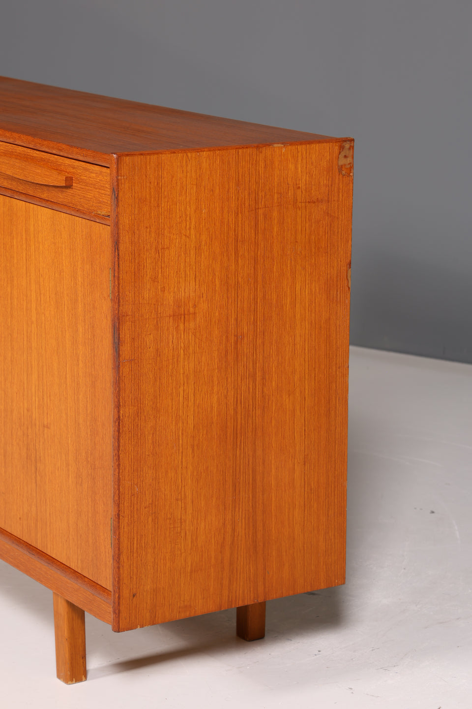 Wunderschönes Mid Century Highboard Vintage Schrank Retro Sideboard Danish Design Teak Holz Kommode