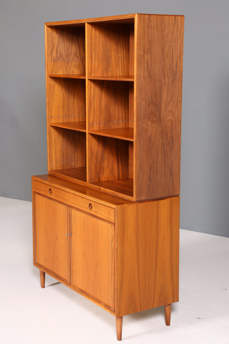 Wunderschönes Mid Century Regal Made in Denmark echt Holz Schrank Danish Design Retro Kommode Vintage Bücherregal 60er Jahre 1 von 2