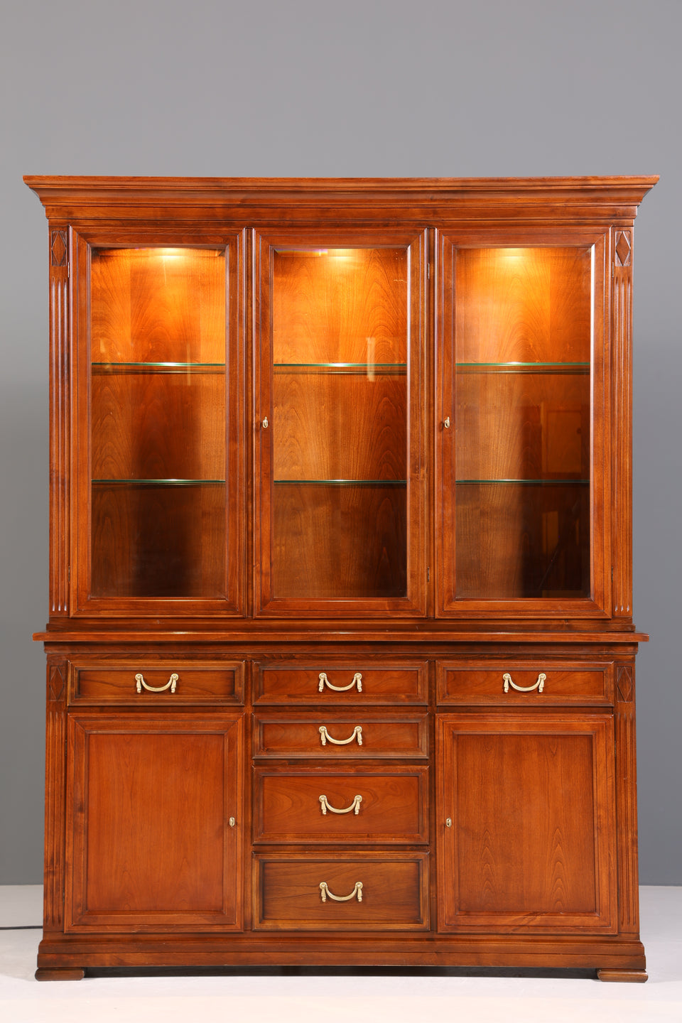 Traumhafte Original Selva Vitrine Antik Stil massiv Holz Buffet Villa Borghese Schrank Bibliothek