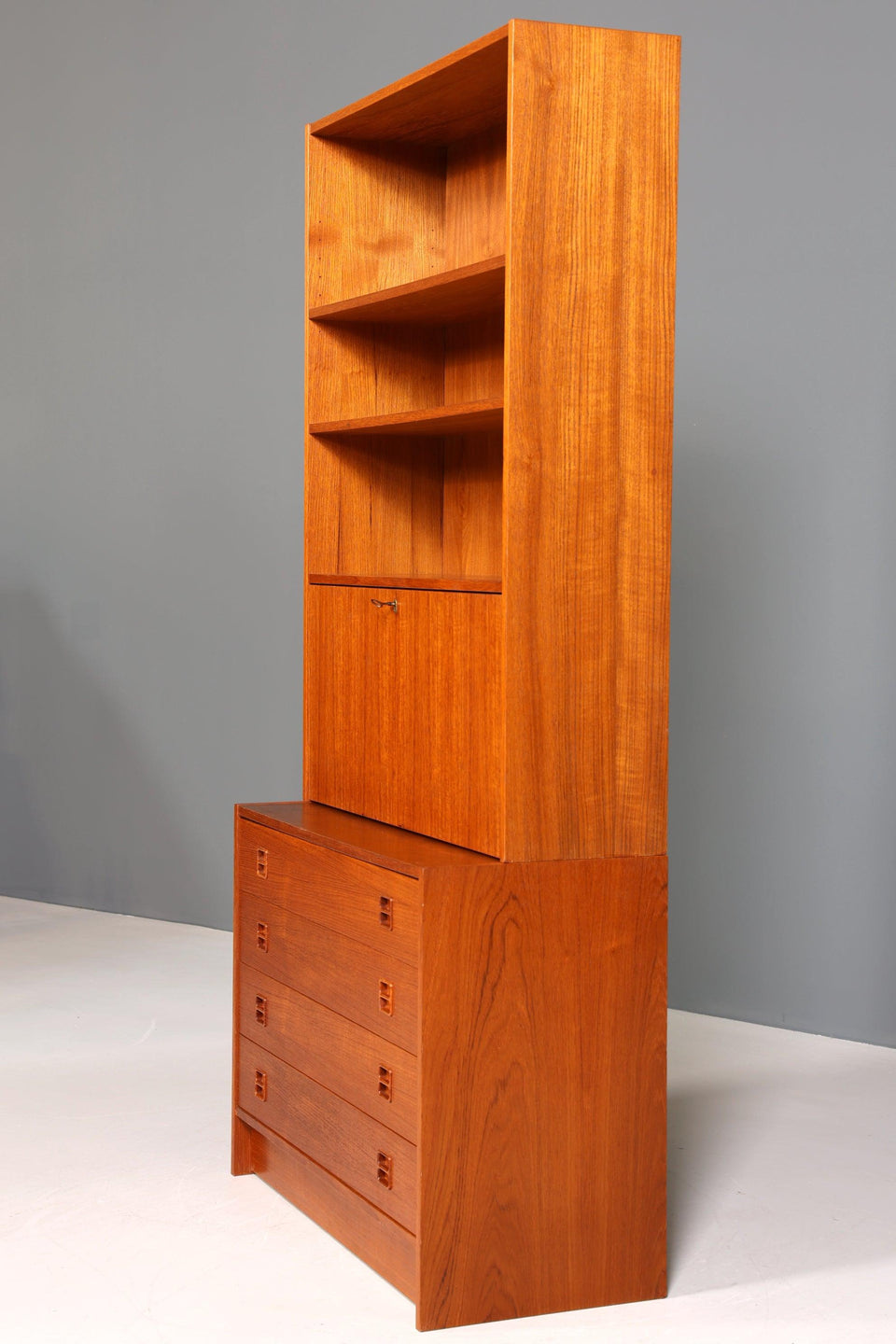 Wunderschönes Mid Century Regal Danish Design Teak Holz Schrank Sekretär 60er Jahre Kommode