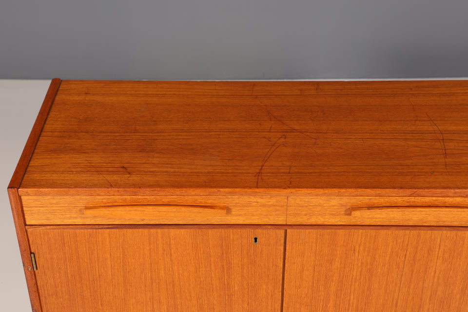 Wunderschönes Mid Century Highboard Vintage Schrank Retro Sideboard Danish Design Teak Holz Kommode