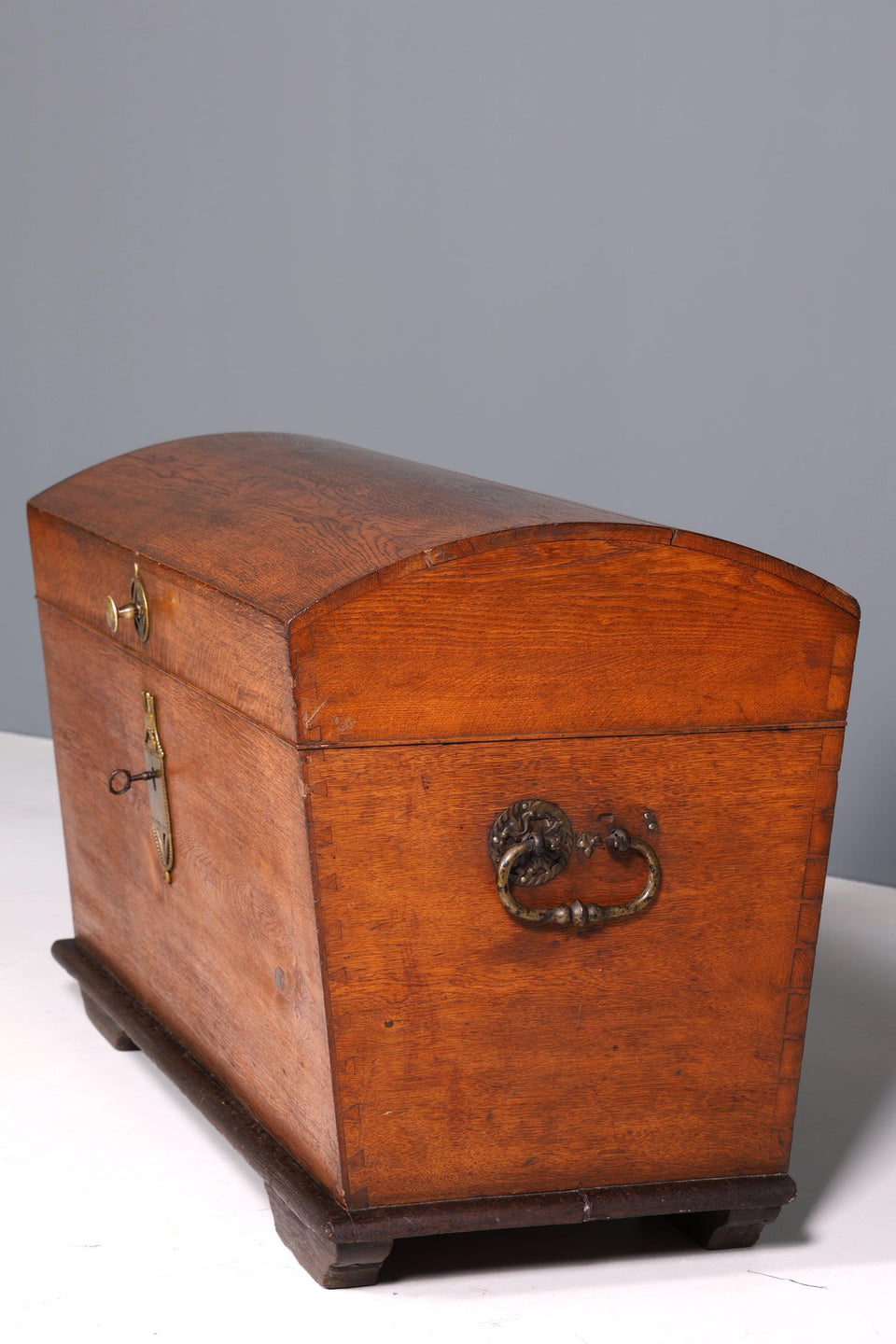 Magnificent original baroque chest around 1800 laundry chest solid wood oak chest dowry chest antique box