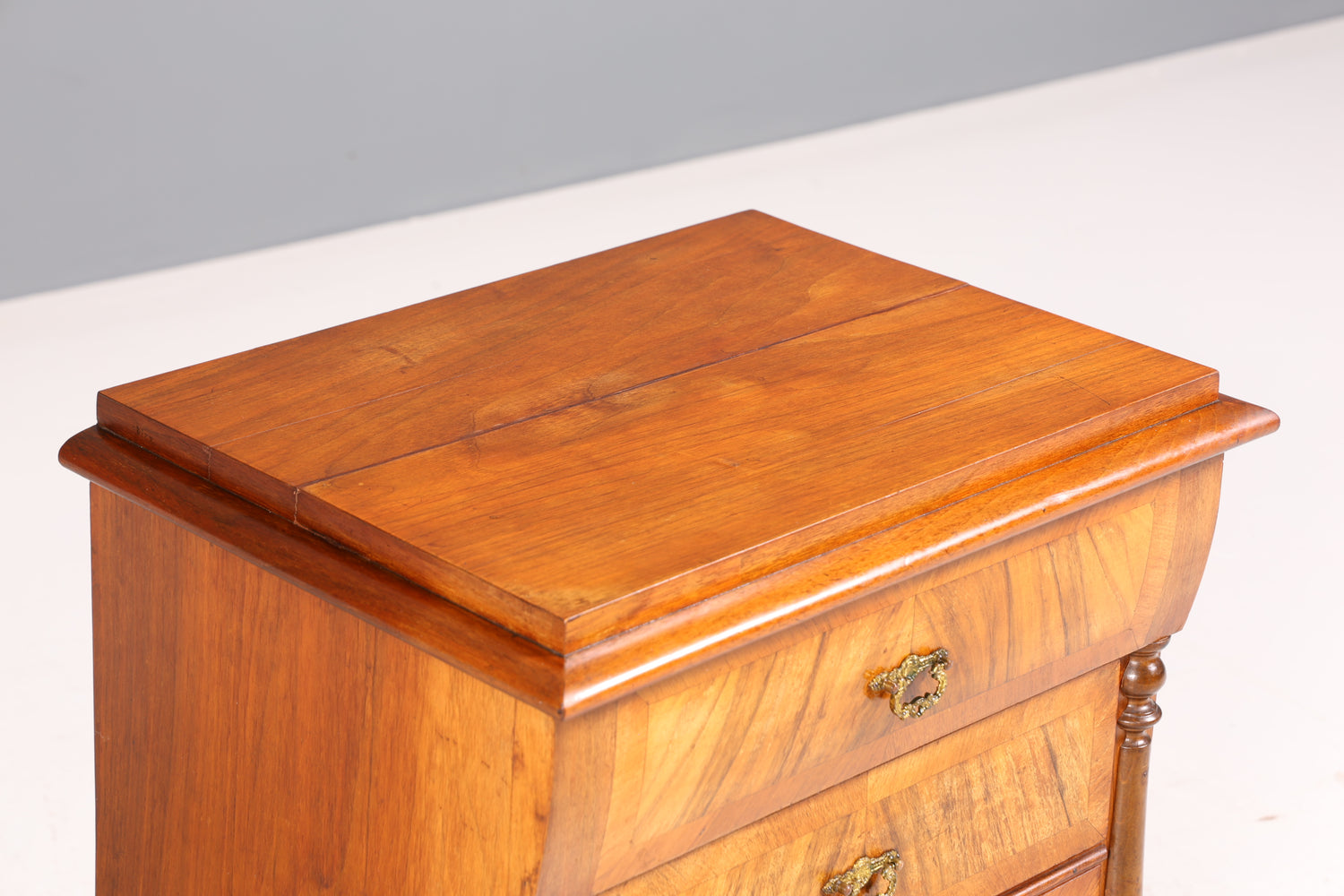 Beautiful Wilhelminian style chest of drawers Louis Philippe walnut sideboard around 1880