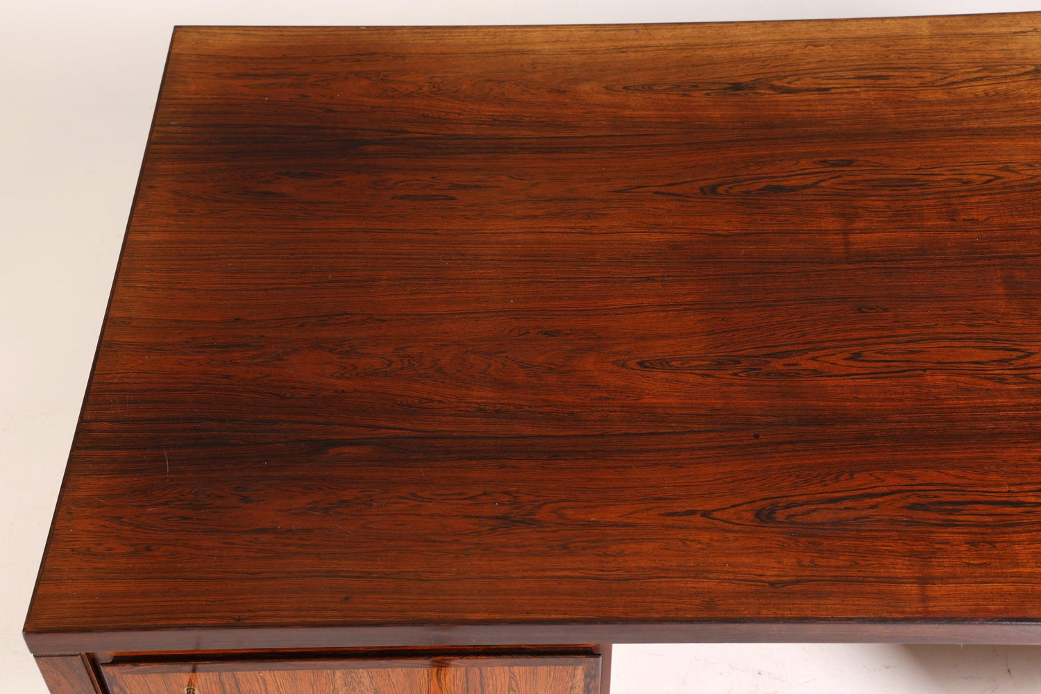 Rare mid-century desk made of rosewood wood &quot;Model 77 by Gunni Omann for Omann Jun Møbelfabrik&quot; 1960s