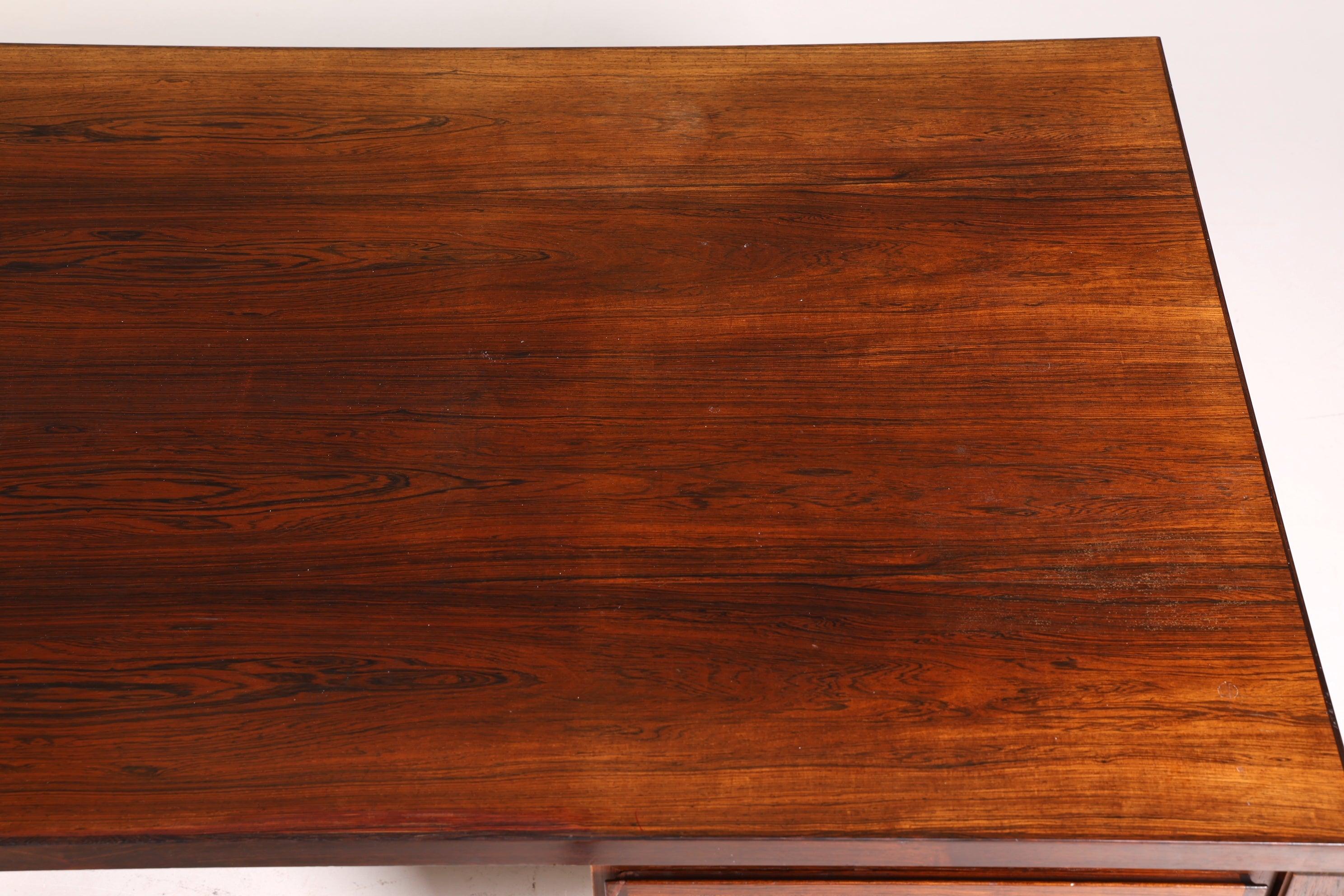 Rare mid-century desk made of rosewood wood &quot;Model 77 by Gunni Omann for Omann Jun Møbelfabrik&quot; 1960s