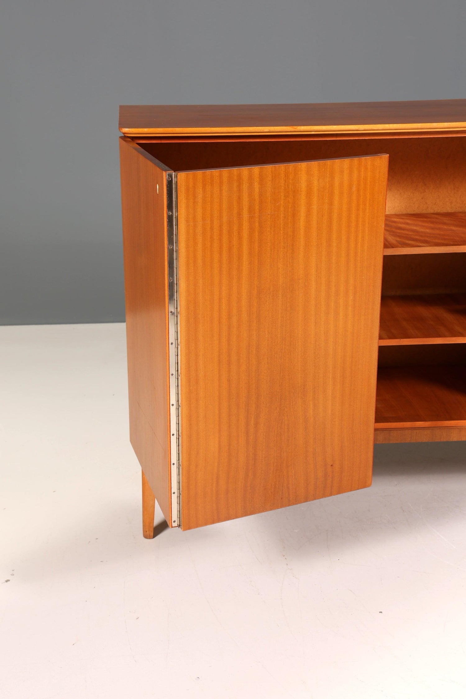 Stilvolles Mid Century Highboard Sideboard Vintage Schrank 60er Jahre Büro Kommode Aktenschrank