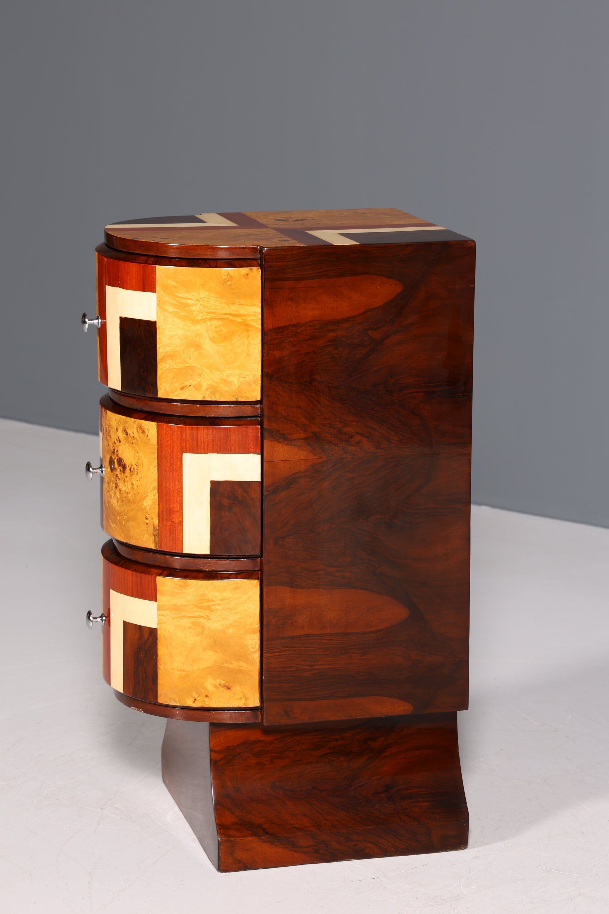 Beautiful Art Deco style chest of drawers side table modern cult chest of drawers