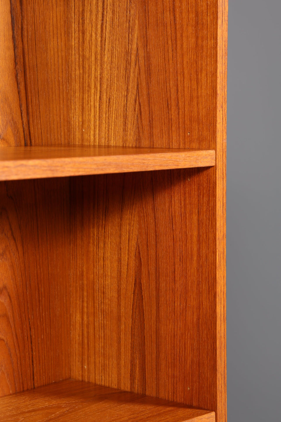 Beautiful Mid Century Shelf Sliding Door Bookcase Teak Wood Chest of Drawers 60s