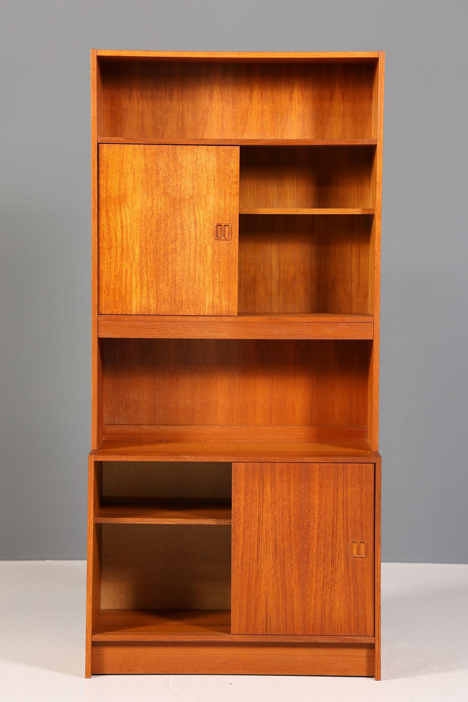 Wunderschönes Mid Century Regal Teak Holz Danish Design Schrank Retro Kommode Bücherregal 60s