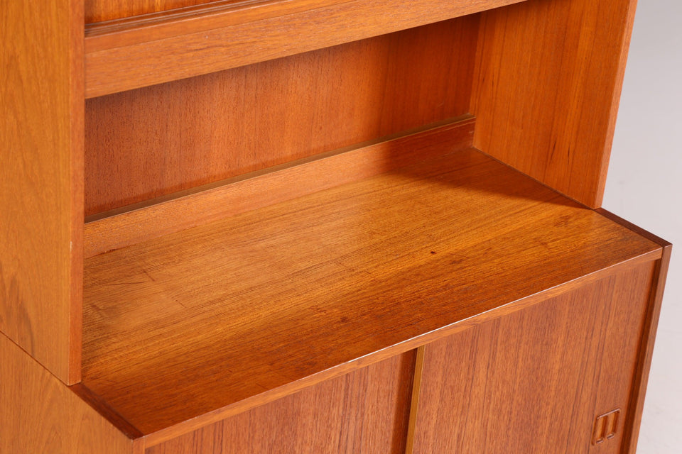 Wunderschönes Mid Century Regal Teak Holz Danish Design Schrank Retro Kommode Bücherregal 60s