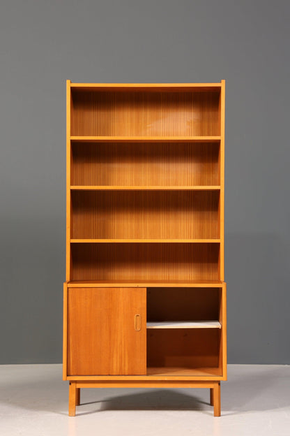 Schlichtes Mid Century Bücherregal Danish Design Schrank Retro Kommode &quot;Made in Denmark&quot; Schiebetür Regal Vintage 1 von 2