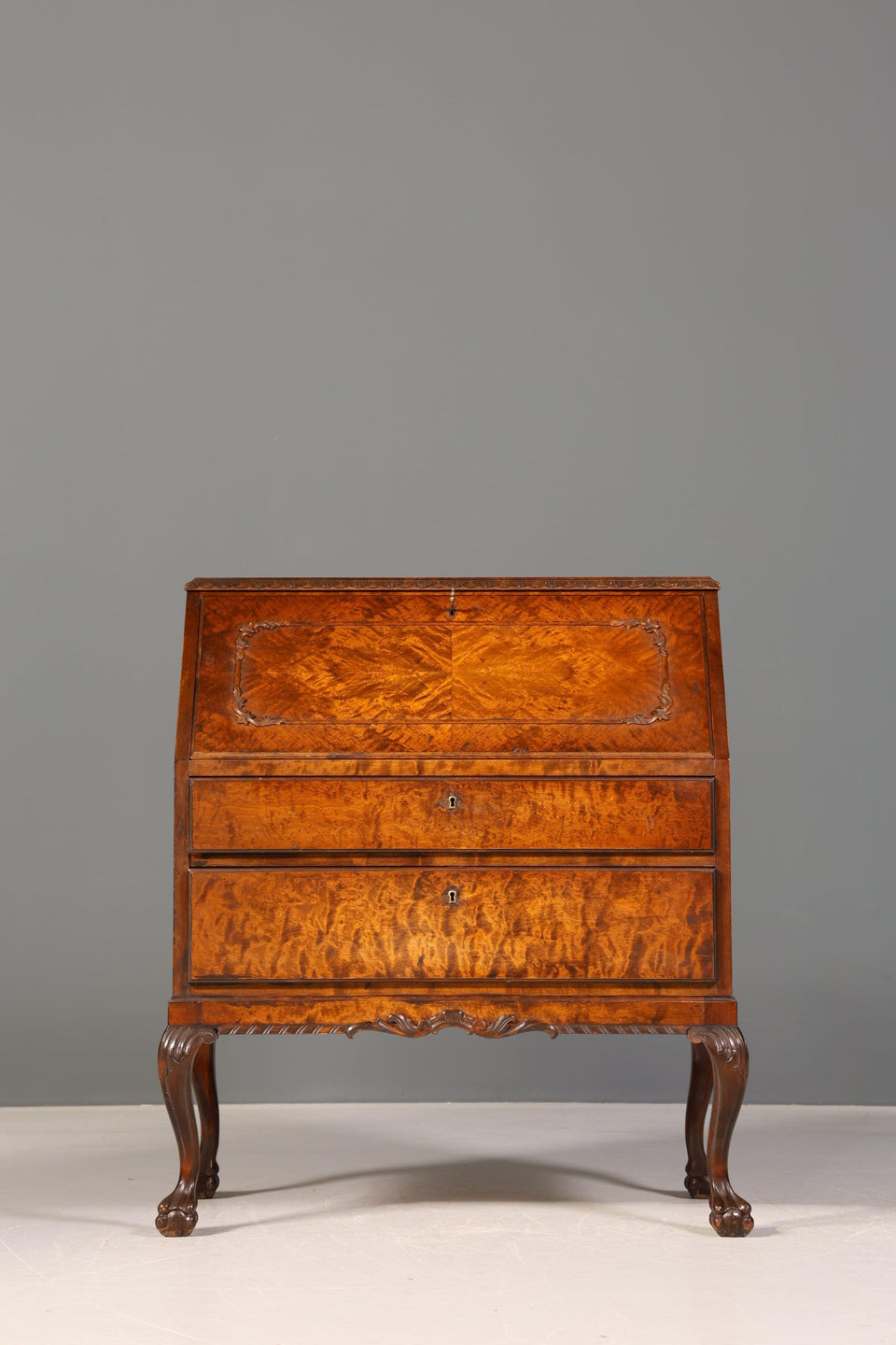 Beautiful secretary Chippendale style antique around 1940 office chest of drawers writing chest