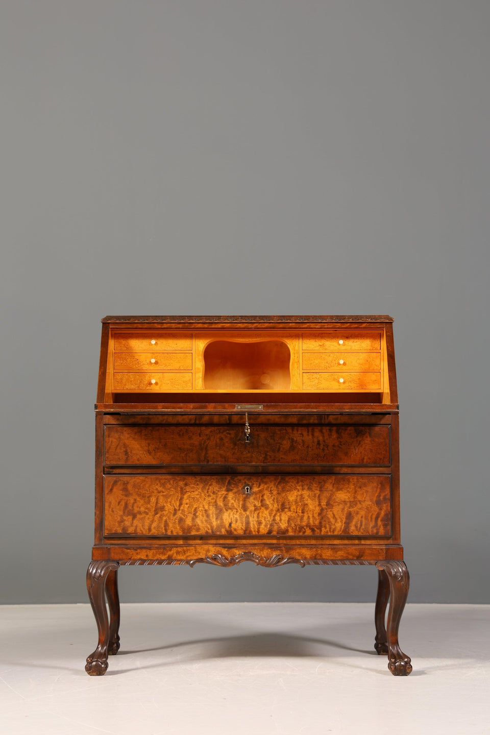 Beautiful secretary Chippendale style antique around 1940 office chest of drawers writing chest