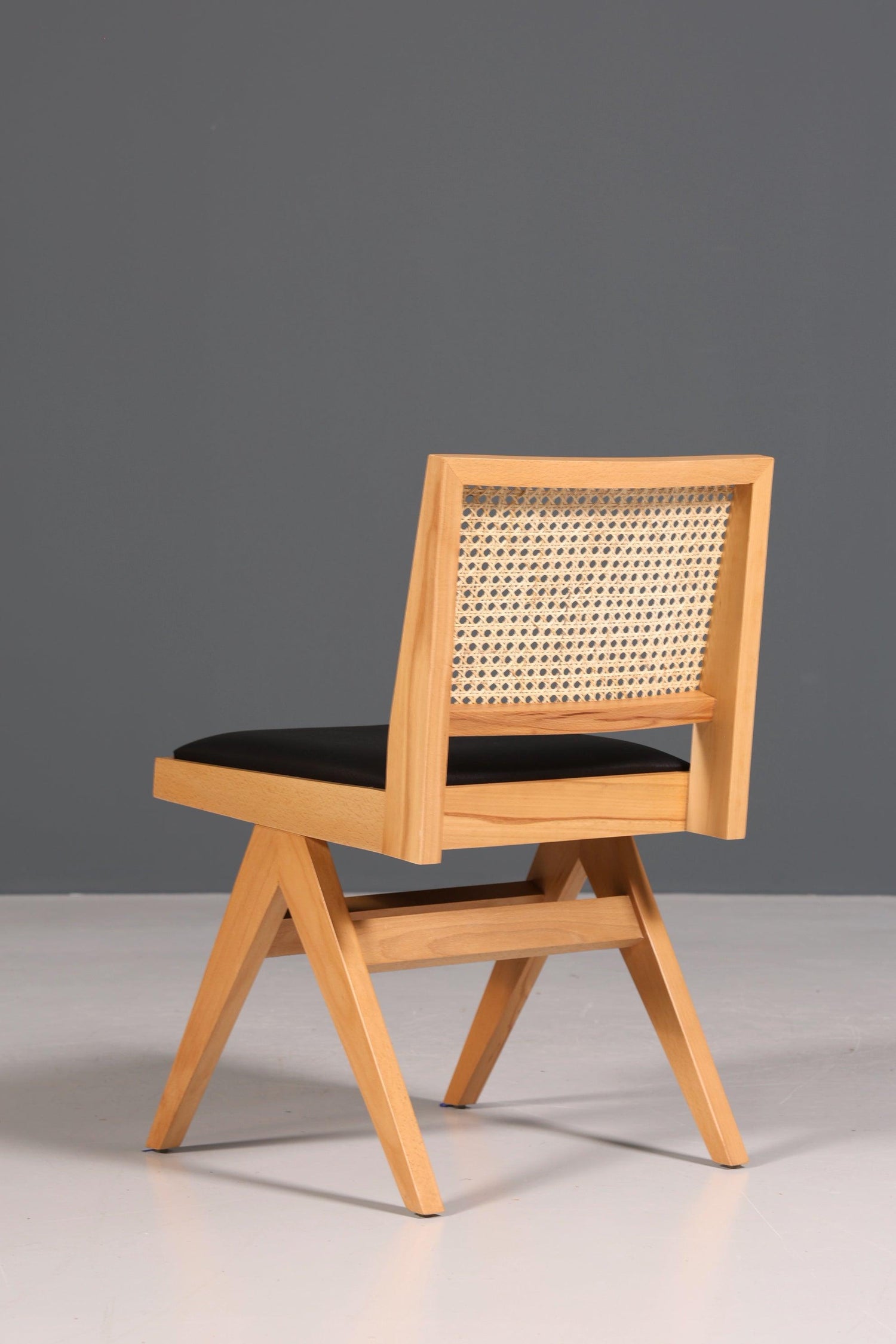 Sehr Edler Korbgeflecht Stuhl &quot;Vienna Wood&quot;  Bauhaus Relax Esszimmer Stuhl Lounge Chair Küchenstuhl