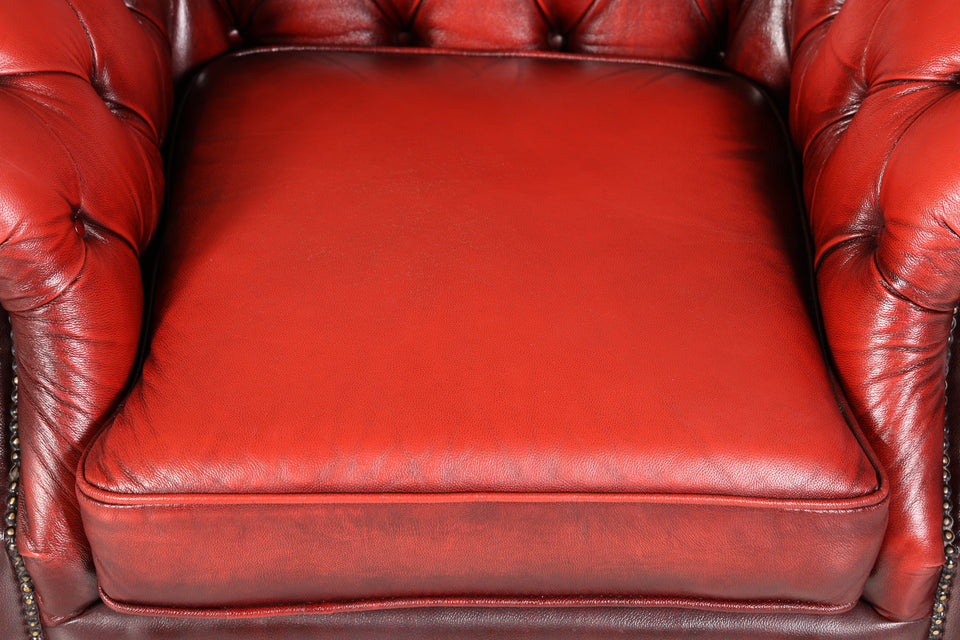 Wunderschöner Original Chesterfield Sessel Englisch Oxblood Leder Armlehnsessel