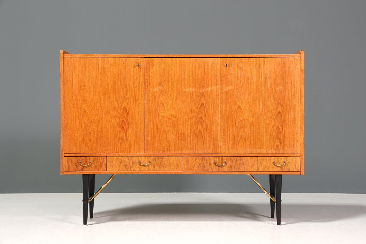 Stilvolles Mid Century Highboard echt Holz Schrank Retro Sideboard Regal Kommode