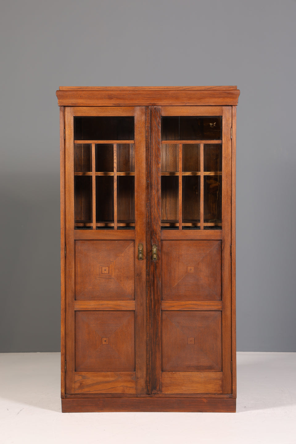 Traumhafte Jugendstil Vitrine Antike Holz Bücherschrank Eiche Antik Schrank 1 von 2