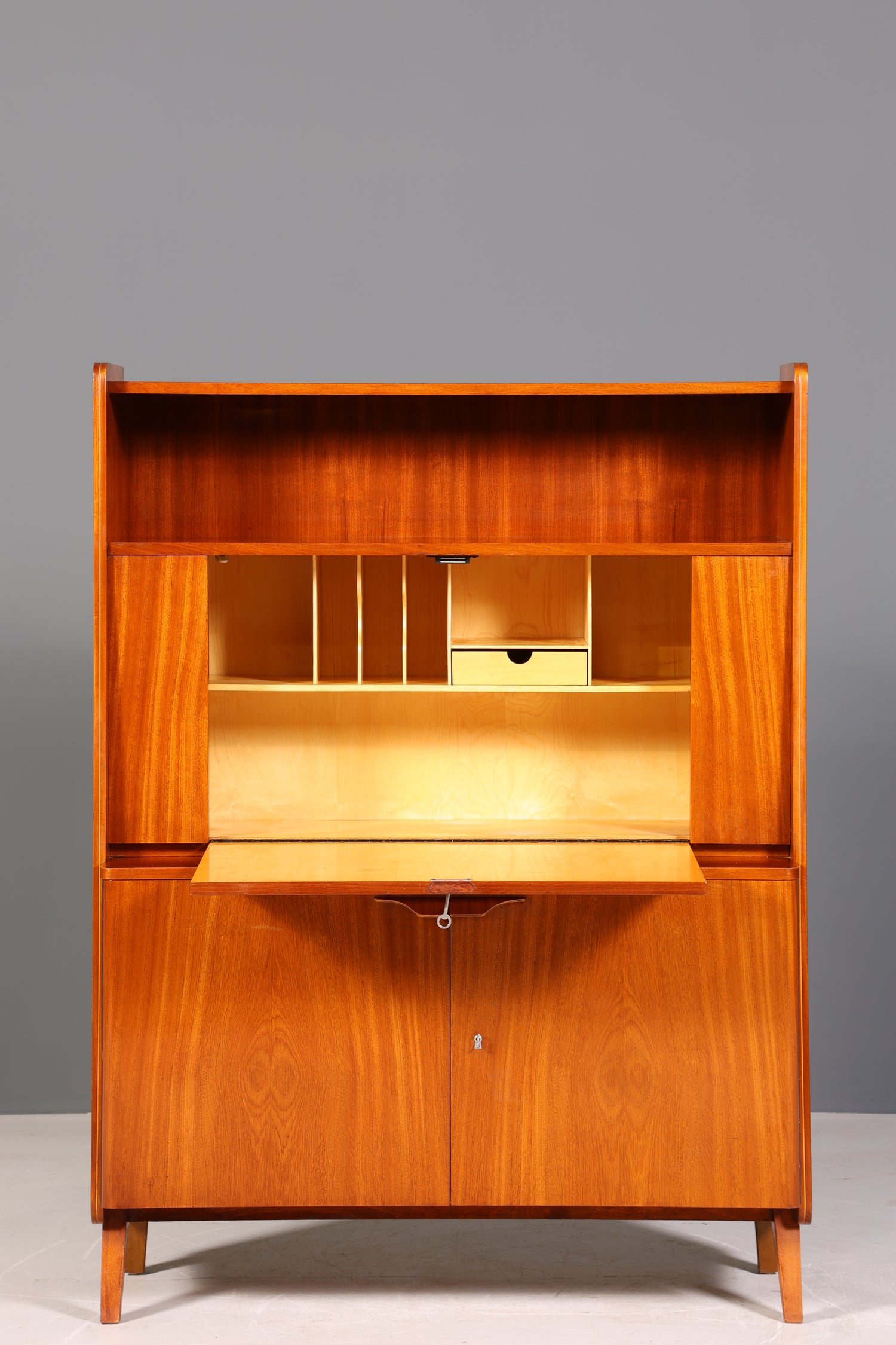 Wunderschöner Mid Century Schrank František Jirák für Tatra Nabytok Sekretär Bücherregal Retro Highboard Vintage Regal 60s