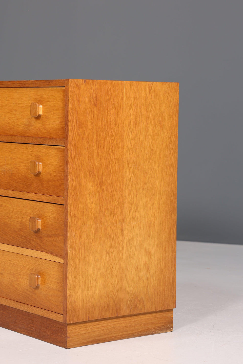 Fantastic Mid Century chest of drawers Scandinavian sideboard real wood laundry chest of drawers cupboard