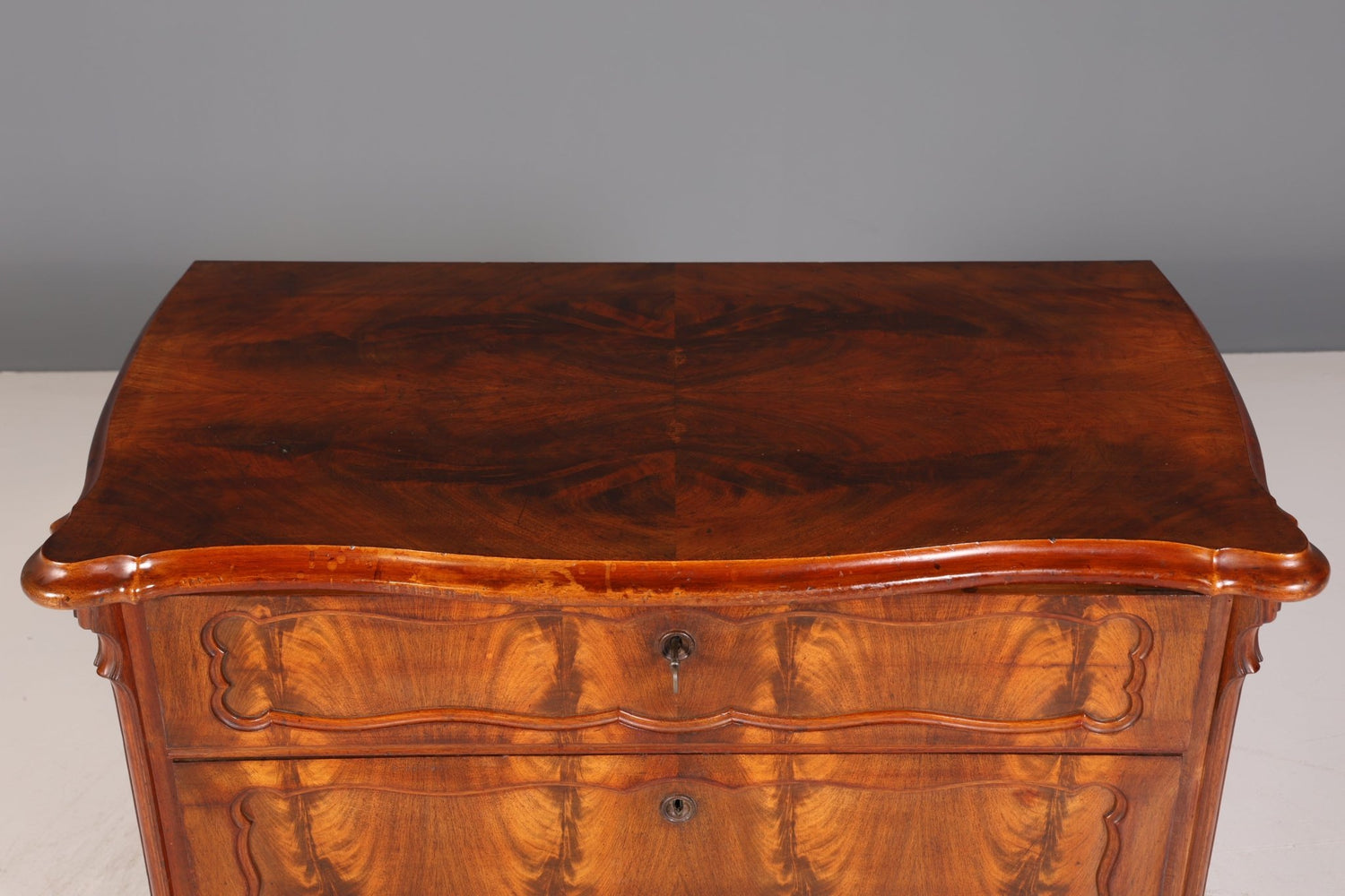 Noble Louis Philippe chest of drawers Wilhelminian style sideboard around 1880 antique chest of drawers