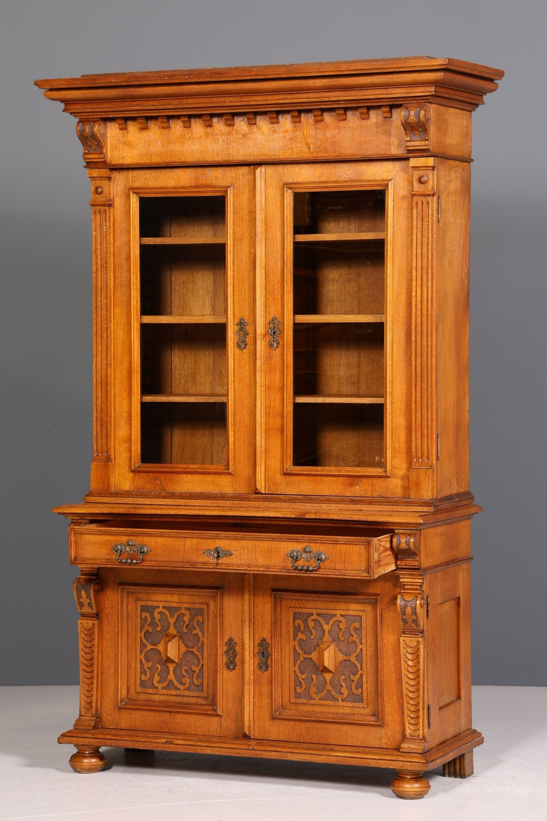 Edler Gründerzeit Vitrine um 1880 Schrank Antik Jugendstil Eiche Bücherregal