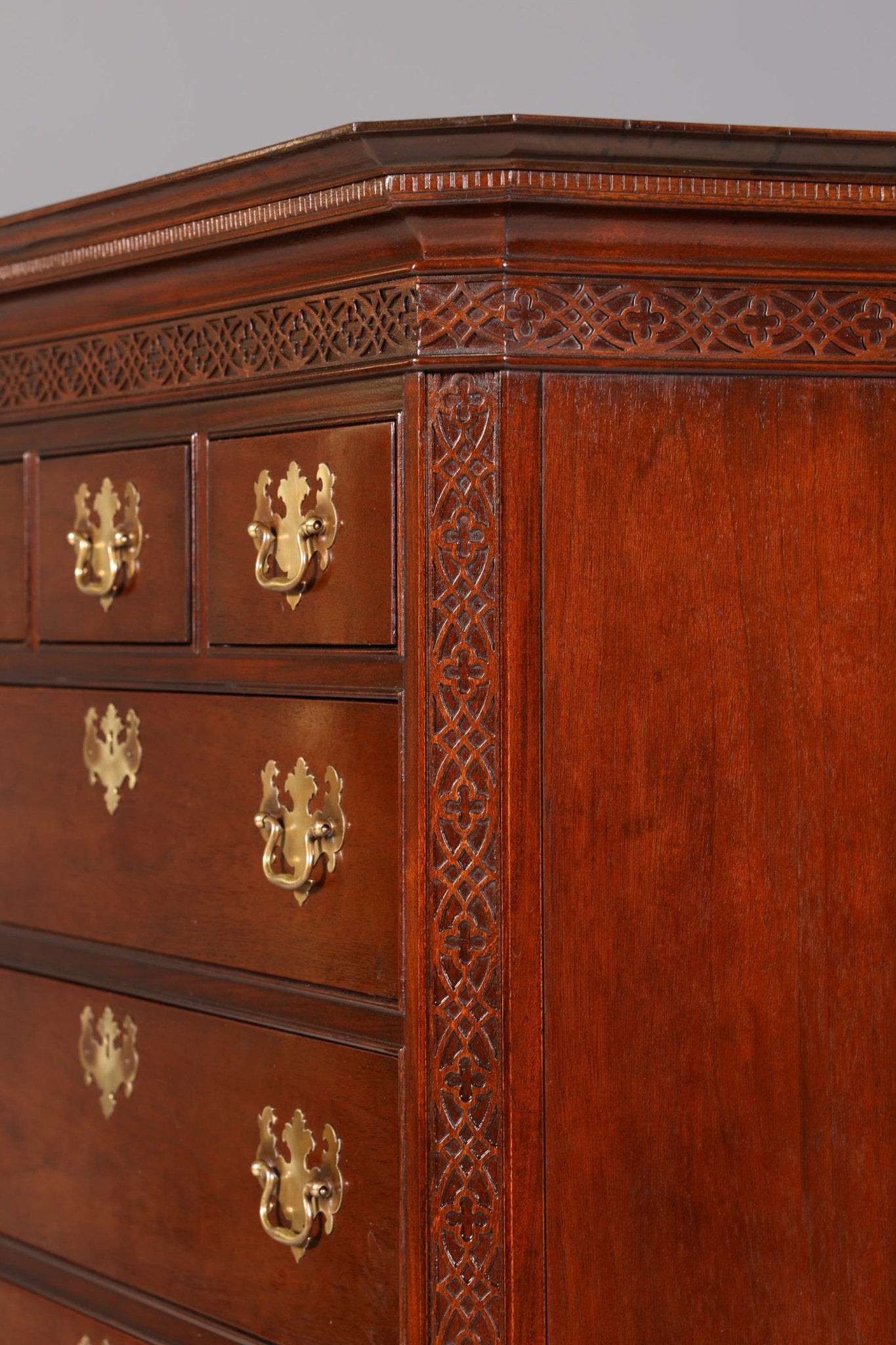 Stylish chest of drawers from the brand American Masterpiece Collection by Hickory Antique Style USA Highboard Vertiko Chest of Drawers