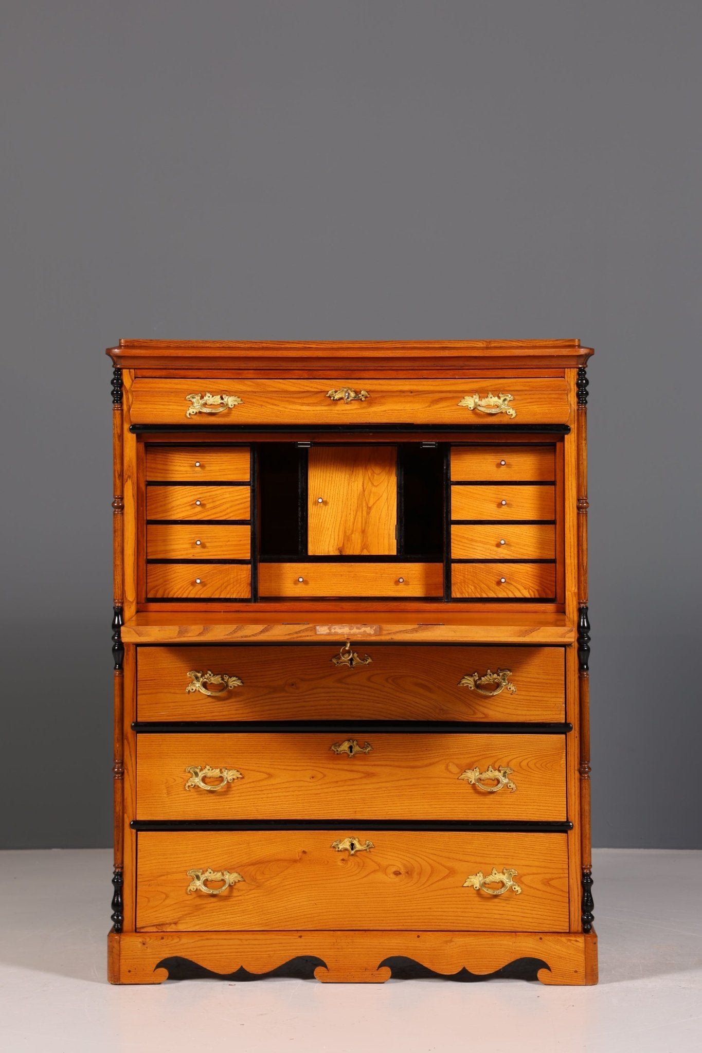 Stilvoller Louis Philippe Sekretär um 1880 Gründerzeit Antik Schrank Chiffoniere