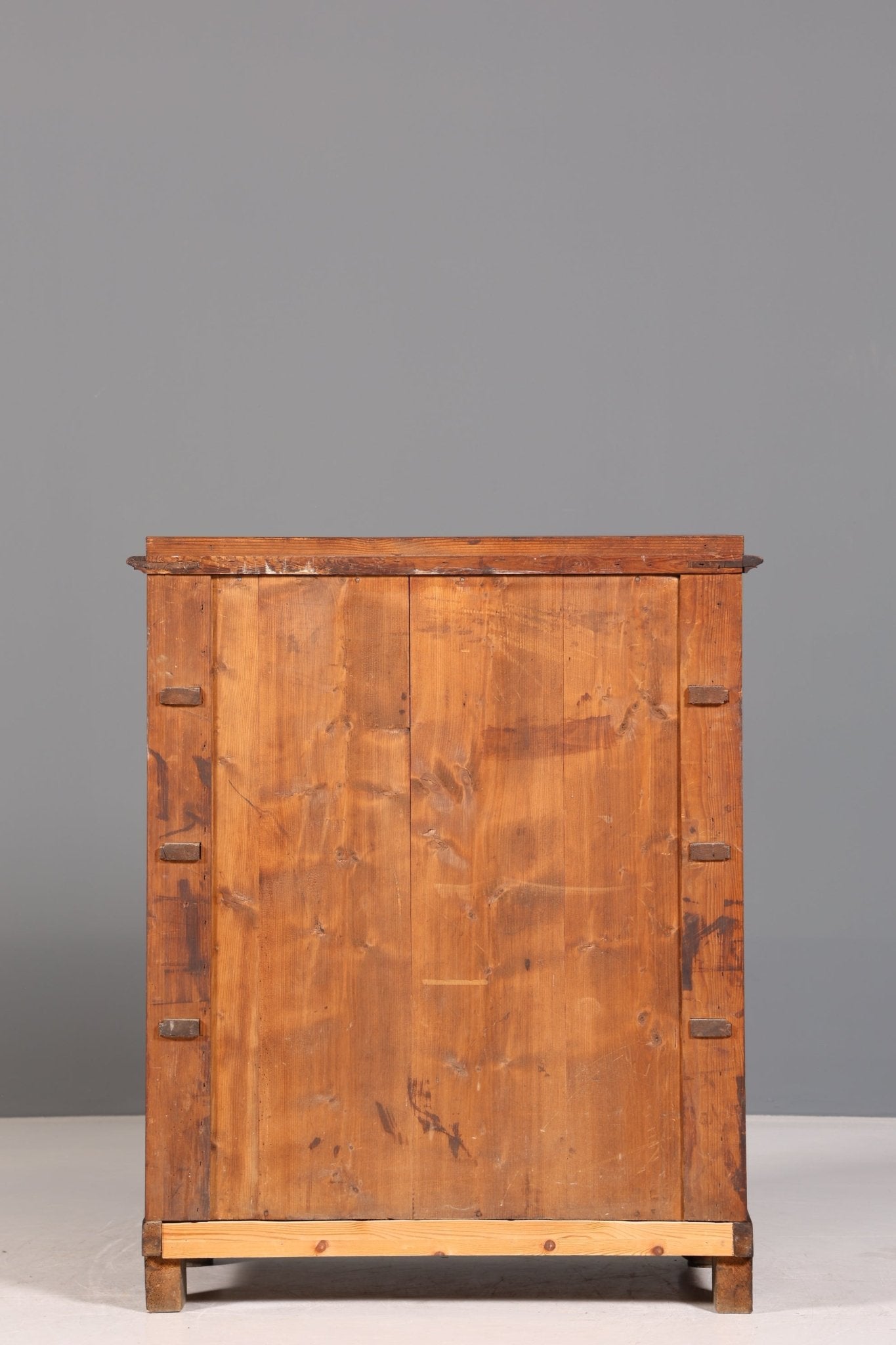 Stylish Gründerzeit Vertiko walnut highboard Louis Philippe chest of drawers around 1890