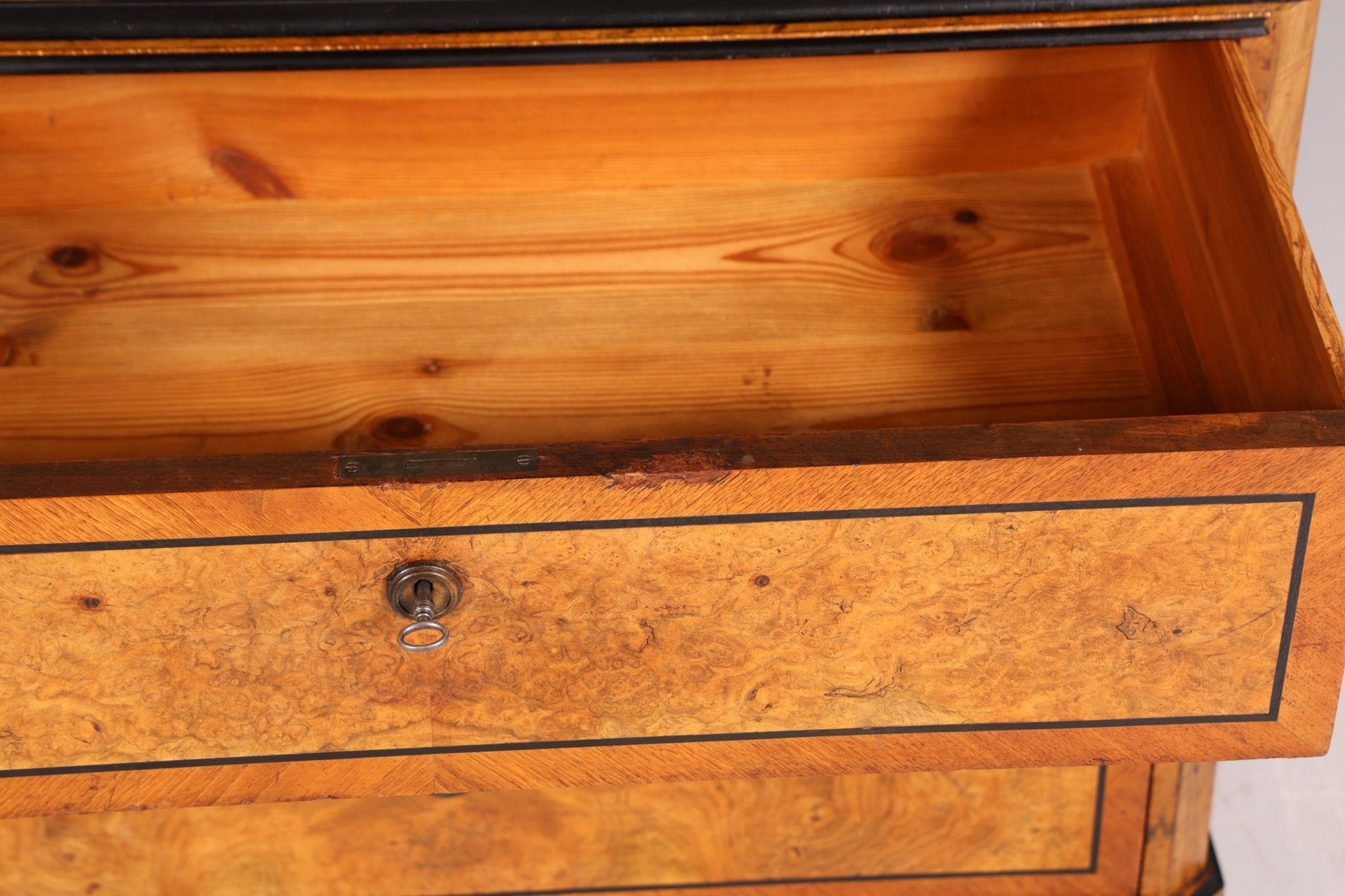 Fantastic Wilhelminian style chest of drawers Louis Philippe sideboard chest of drawers around 1890