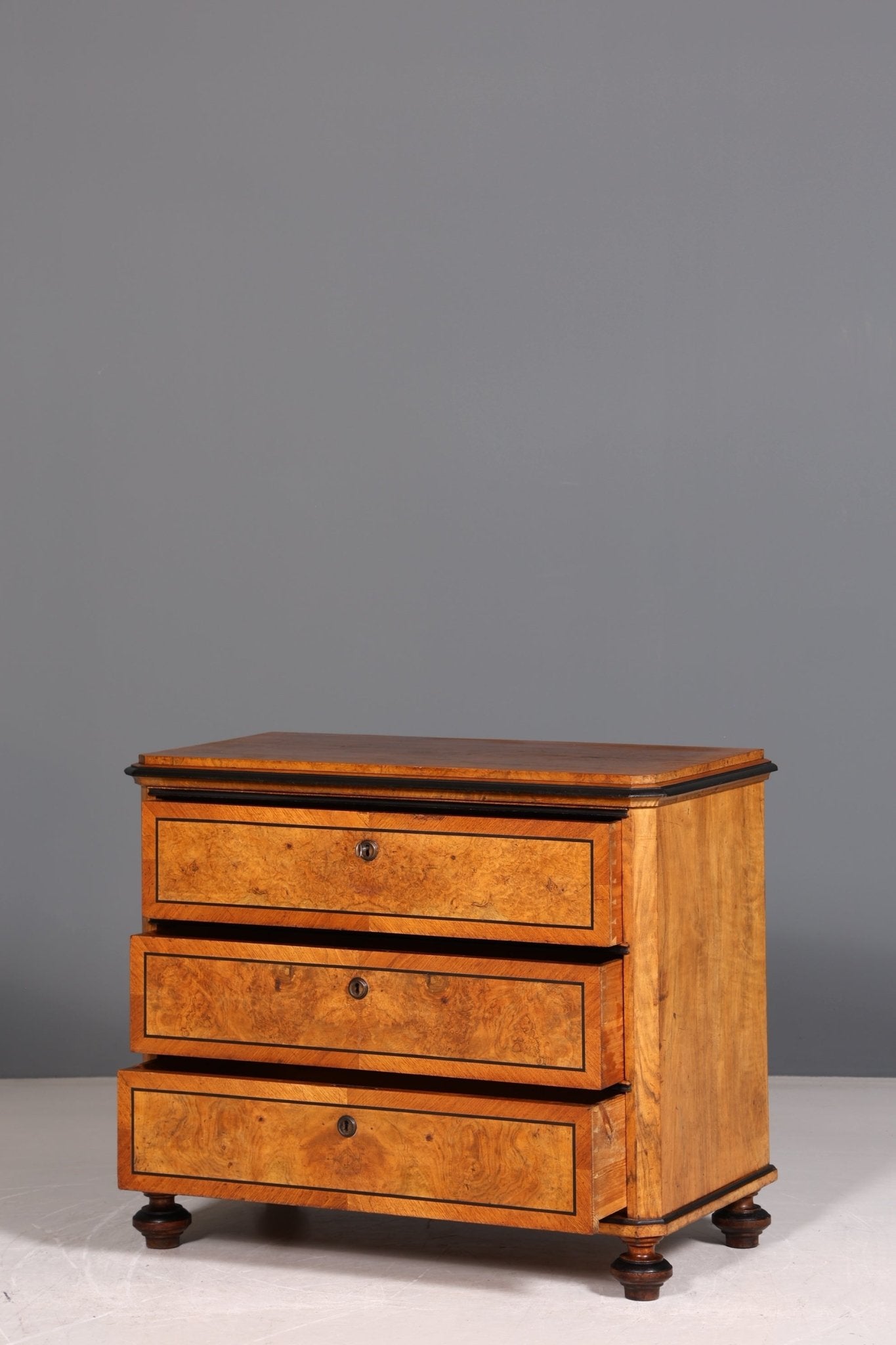 Fantastic Wilhelminian style chest of drawers Louis Philippe sideboard chest of drawers around 1890