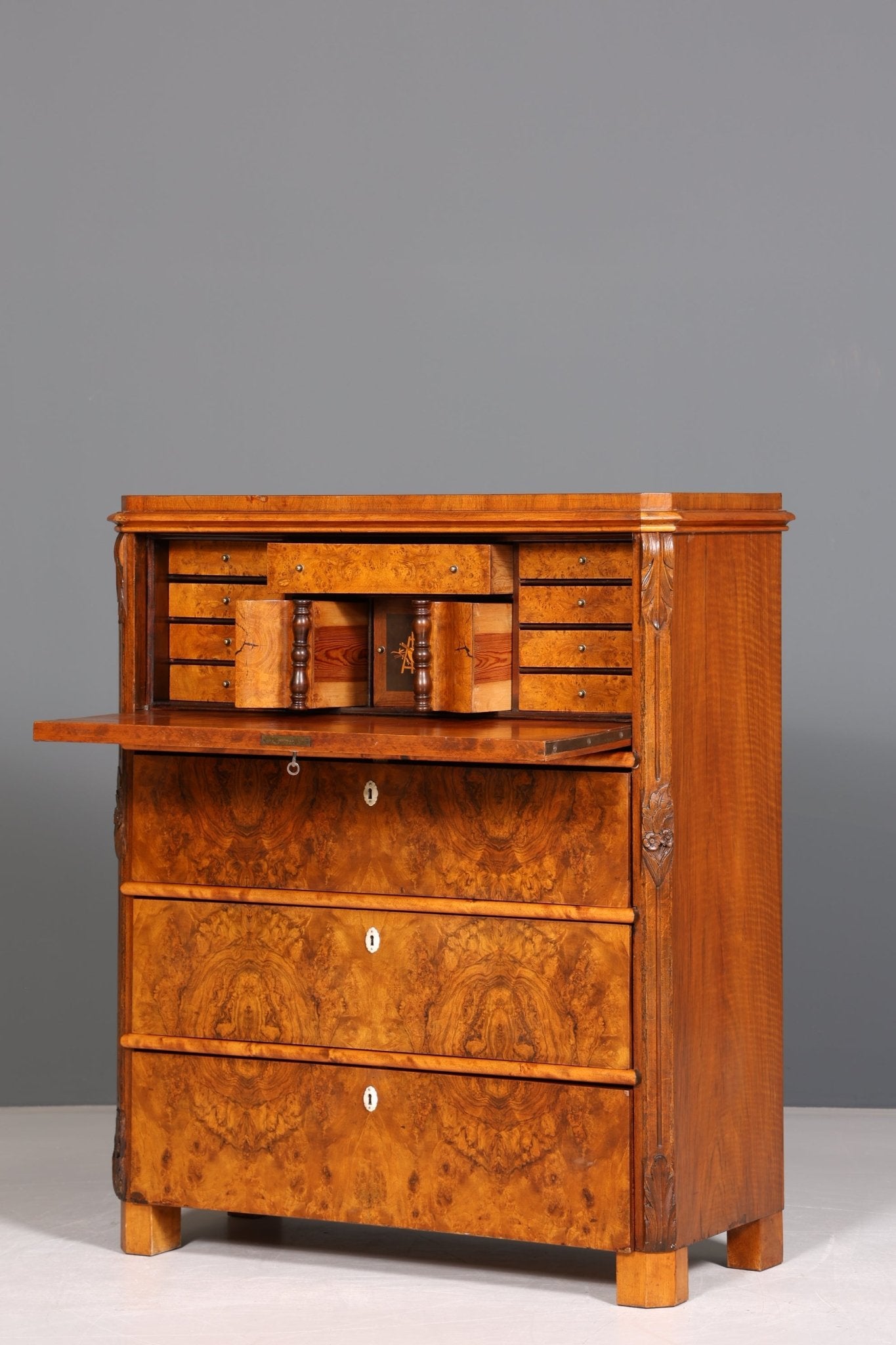 Dreamlike Louis Philippe Secretary Vertiko Wilhelminian style walnut chest of drawers around 1880