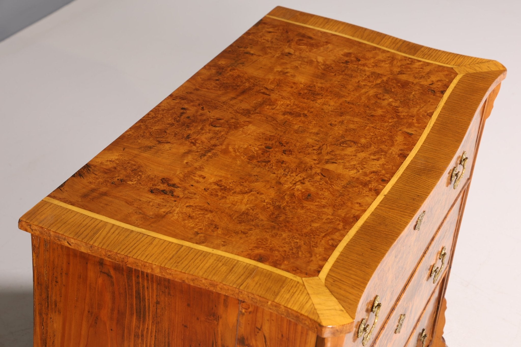 Beautiful antique chest of drawers around 1920 burl wood sideboard chest of drawers