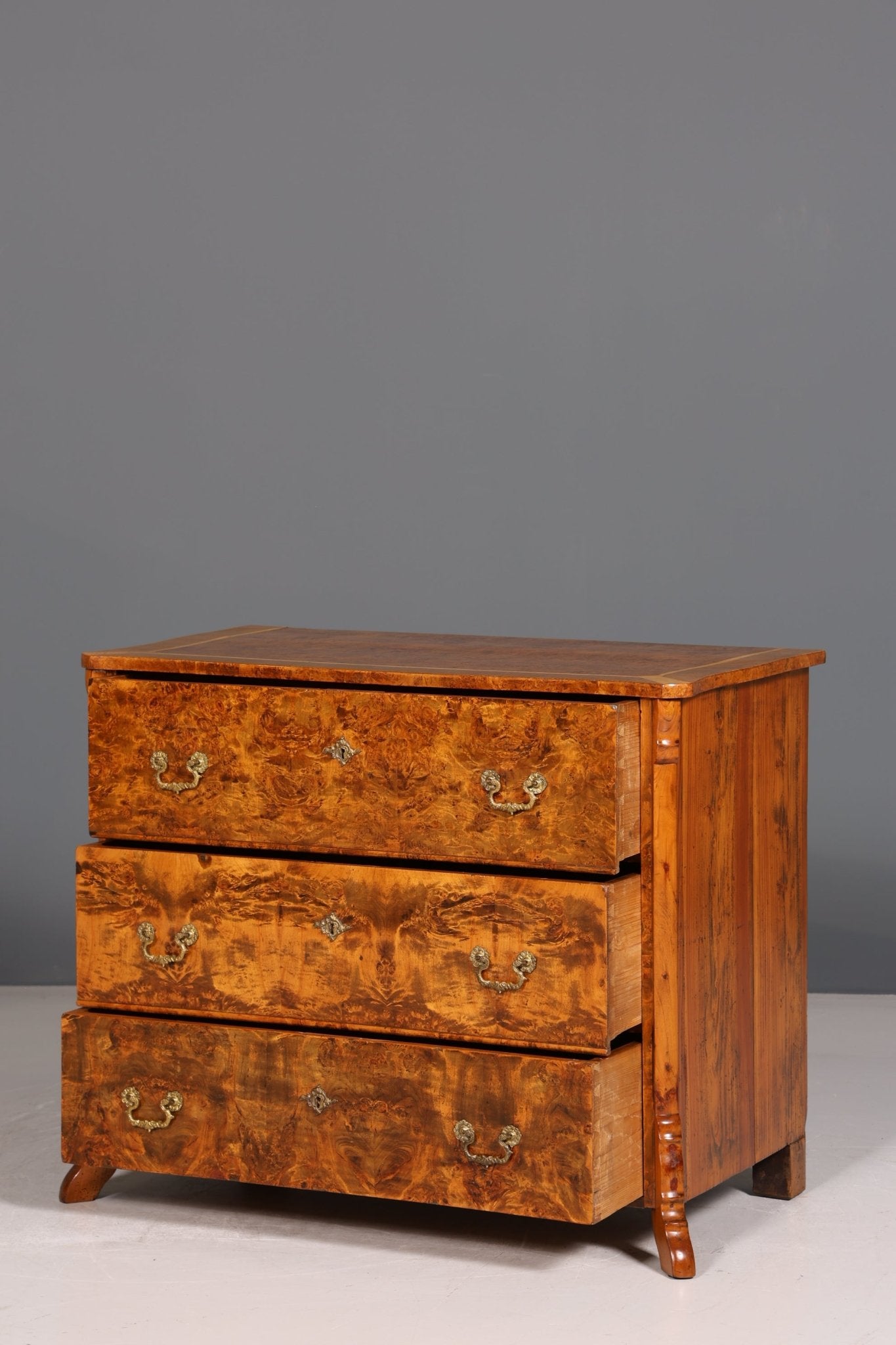 Beautiful antique chest of drawers around 1920 burl wood sideboard chest of drawers