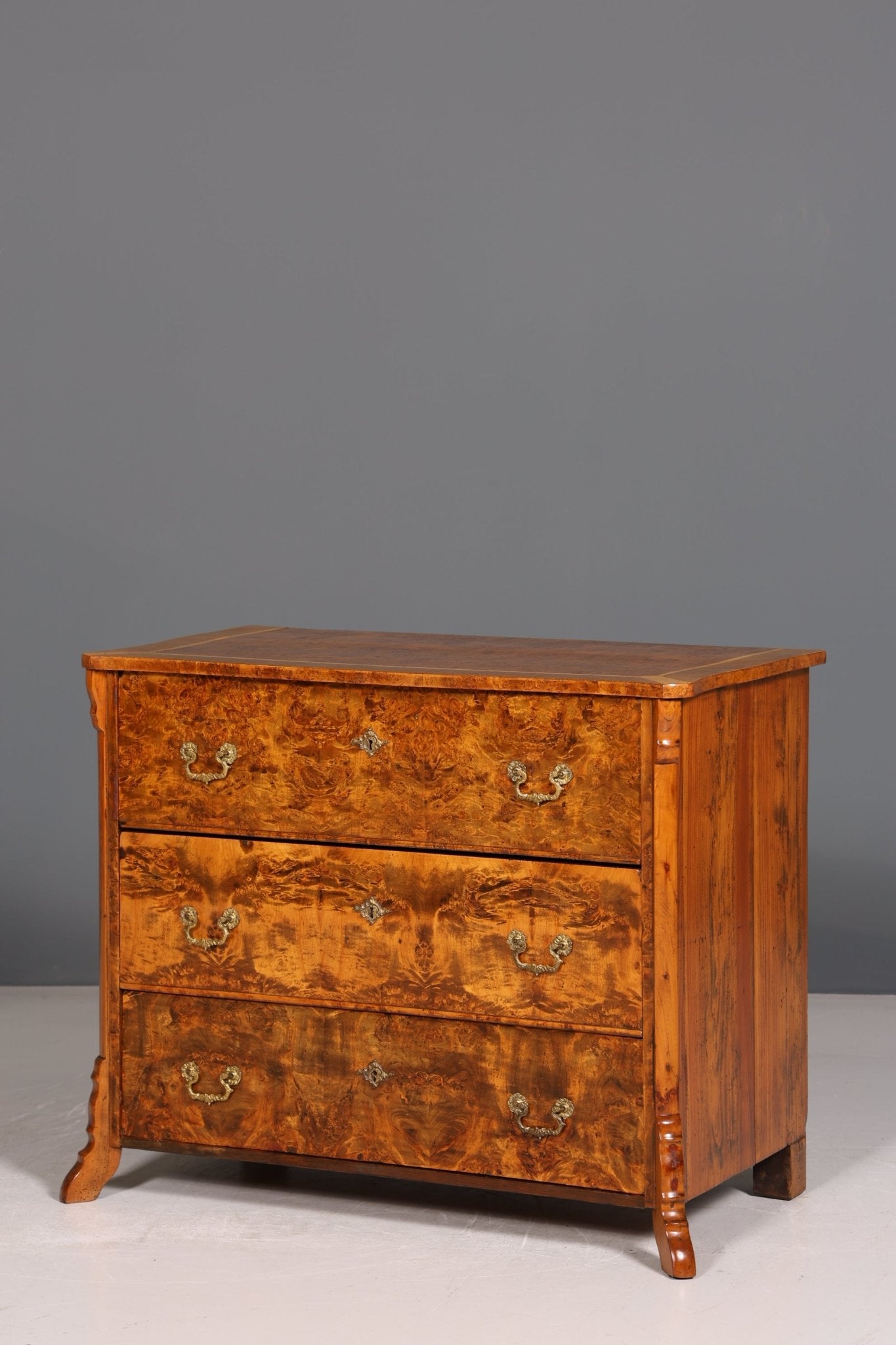 Beautiful antique chest of drawers around 1920 burl wood sideboard chest of drawers