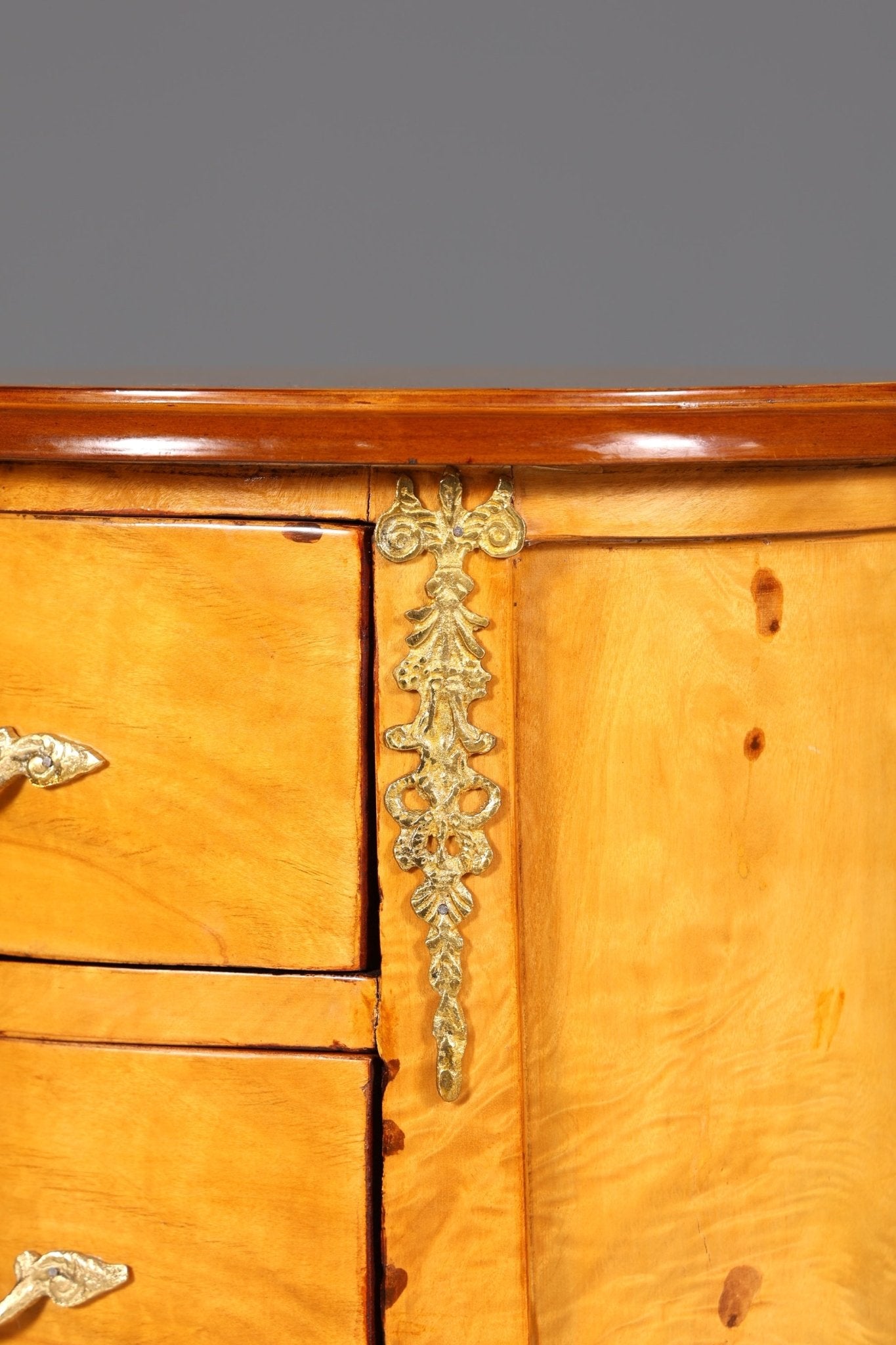 Beautiful Baroque Style Chest of Drawers Antique Style Louis XV Vertiko Birch Highboard Chest of Drawers